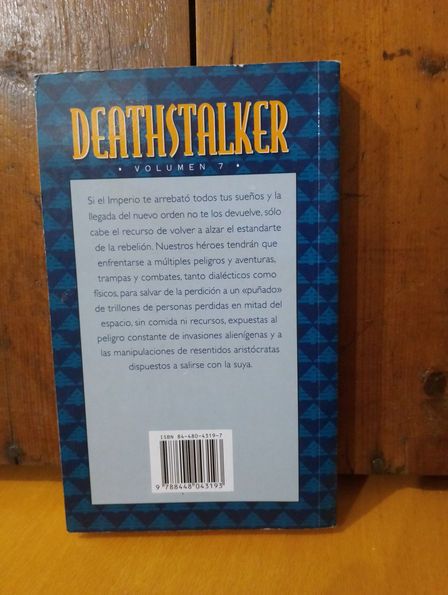 Las garras de Shub. Deathstalker. Simon R Green