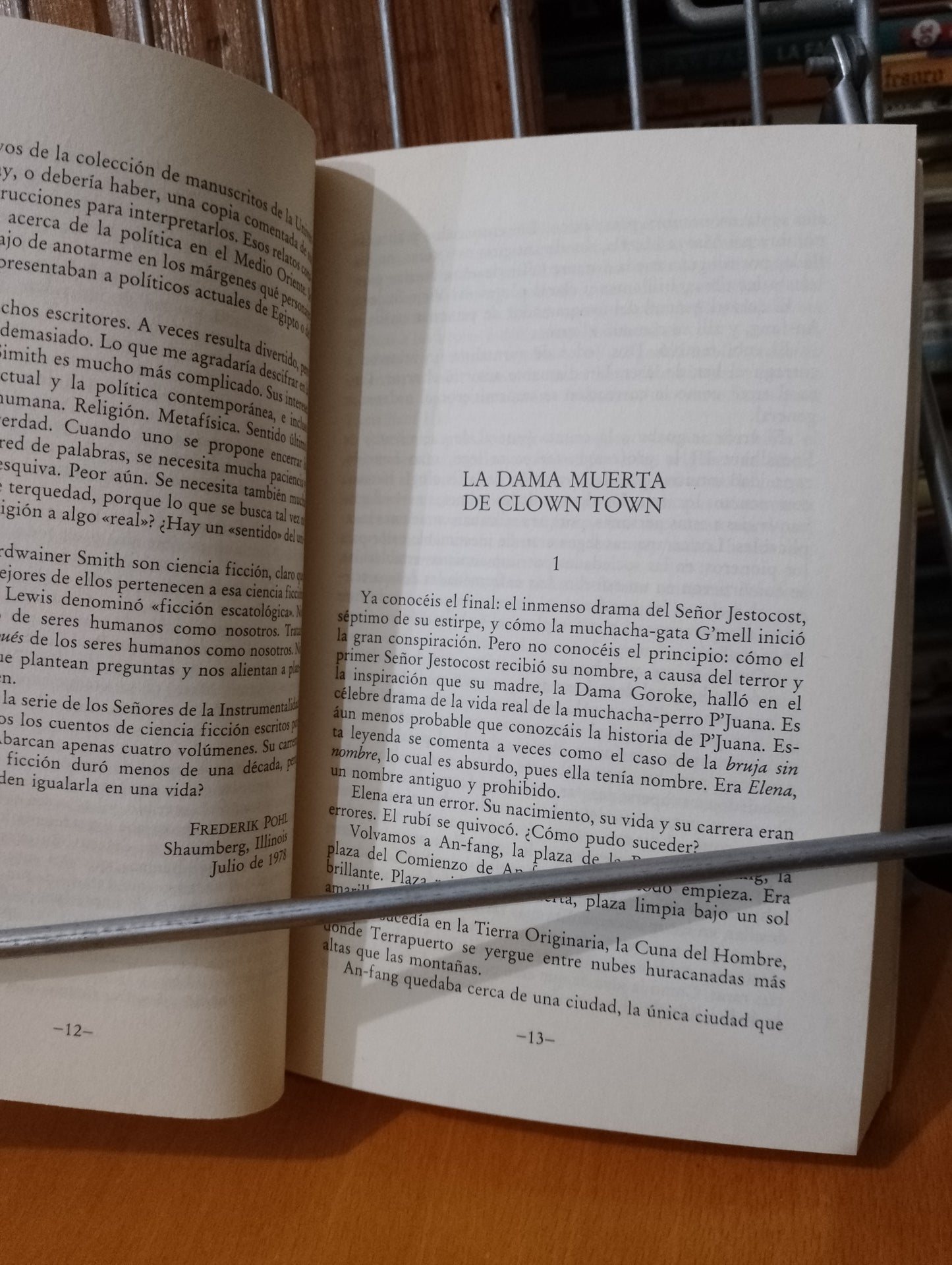 La dama muerta de Clown Town. Cordwainer Smith