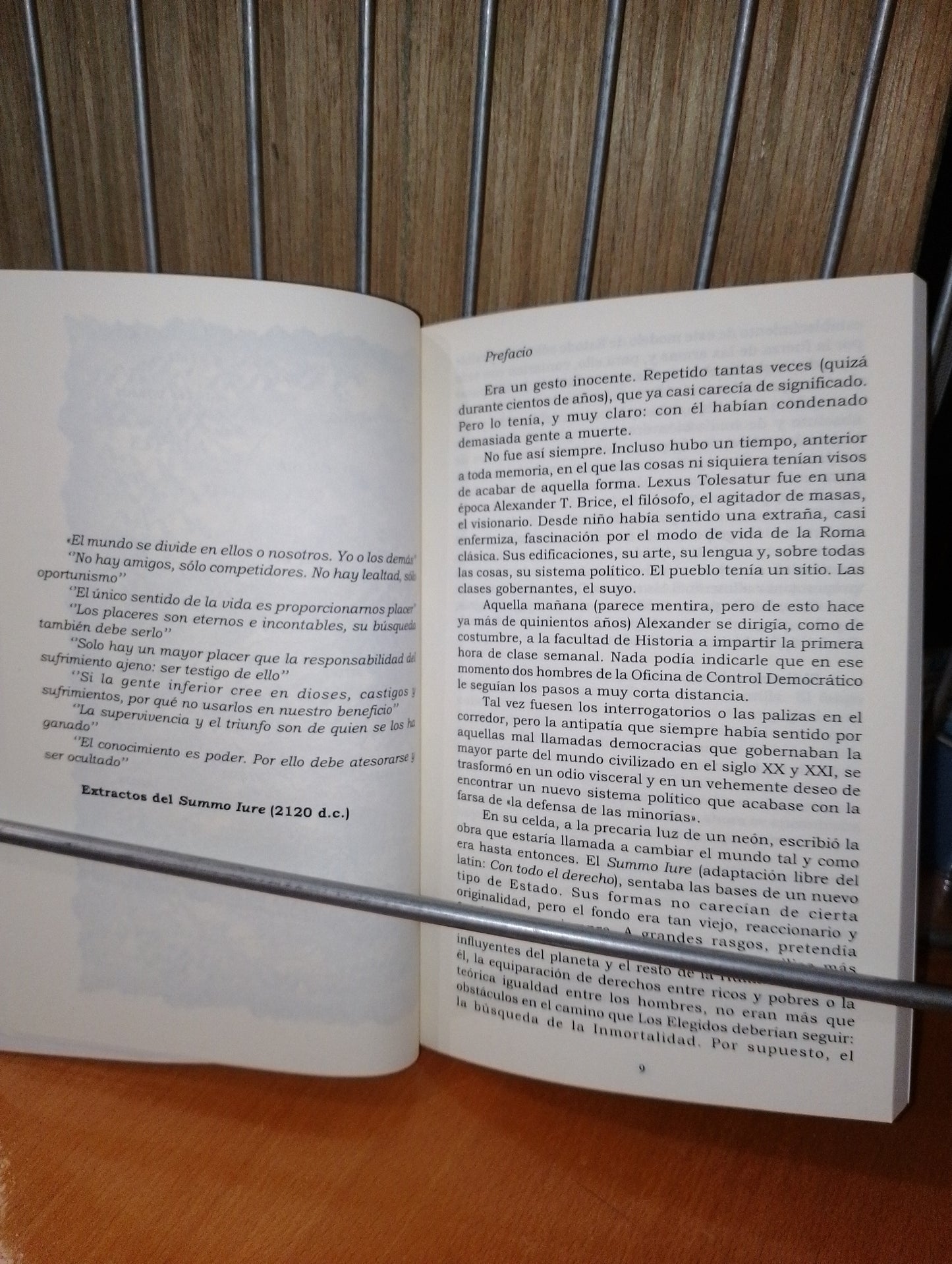 Time Xplorers y plebs. J. Vedovelli