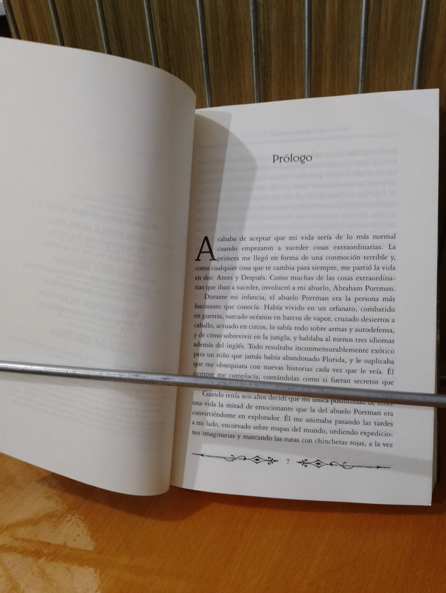 El hogar de Miss Peregrine para niños peculiares. Random Riggs