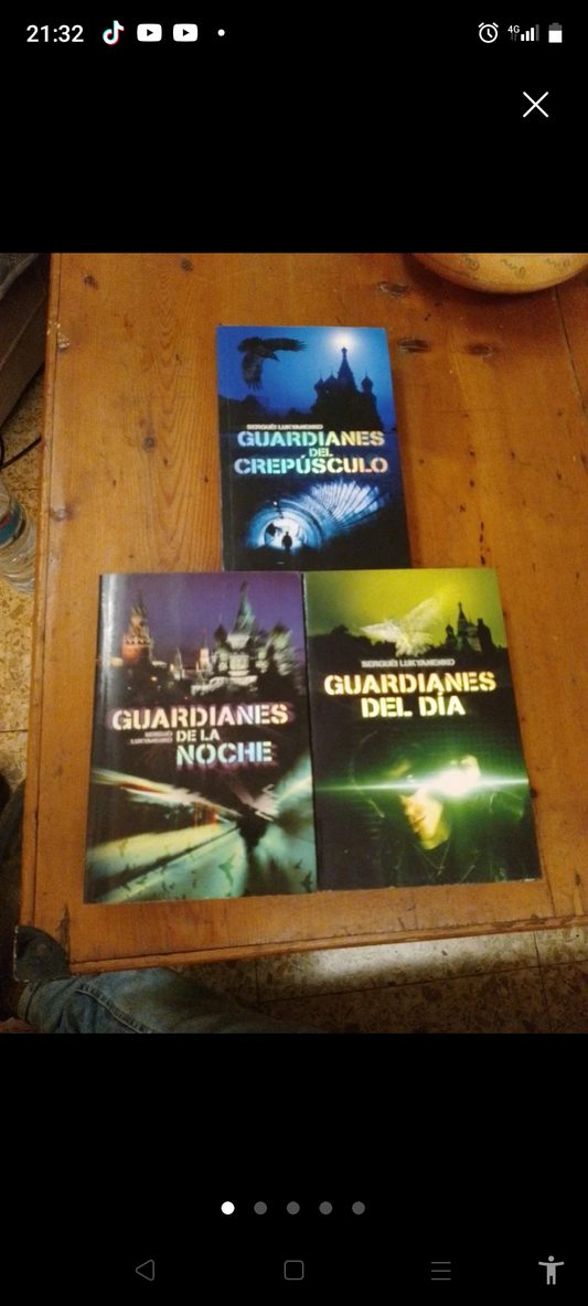 Trilogía guardianes del crepúsculo . Serguei Lukyanenko