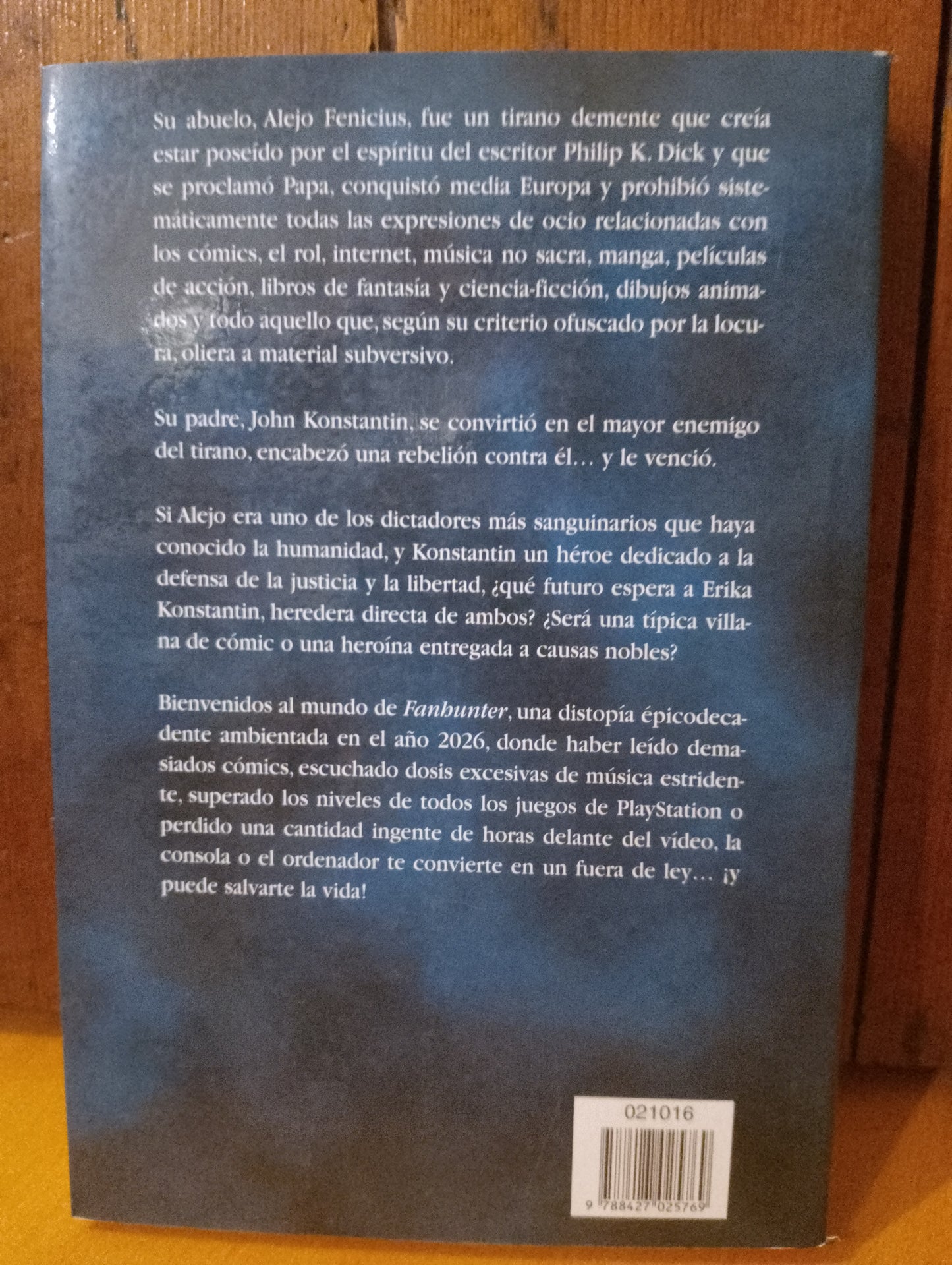 Fanhunter, Herencia. Cels piñol