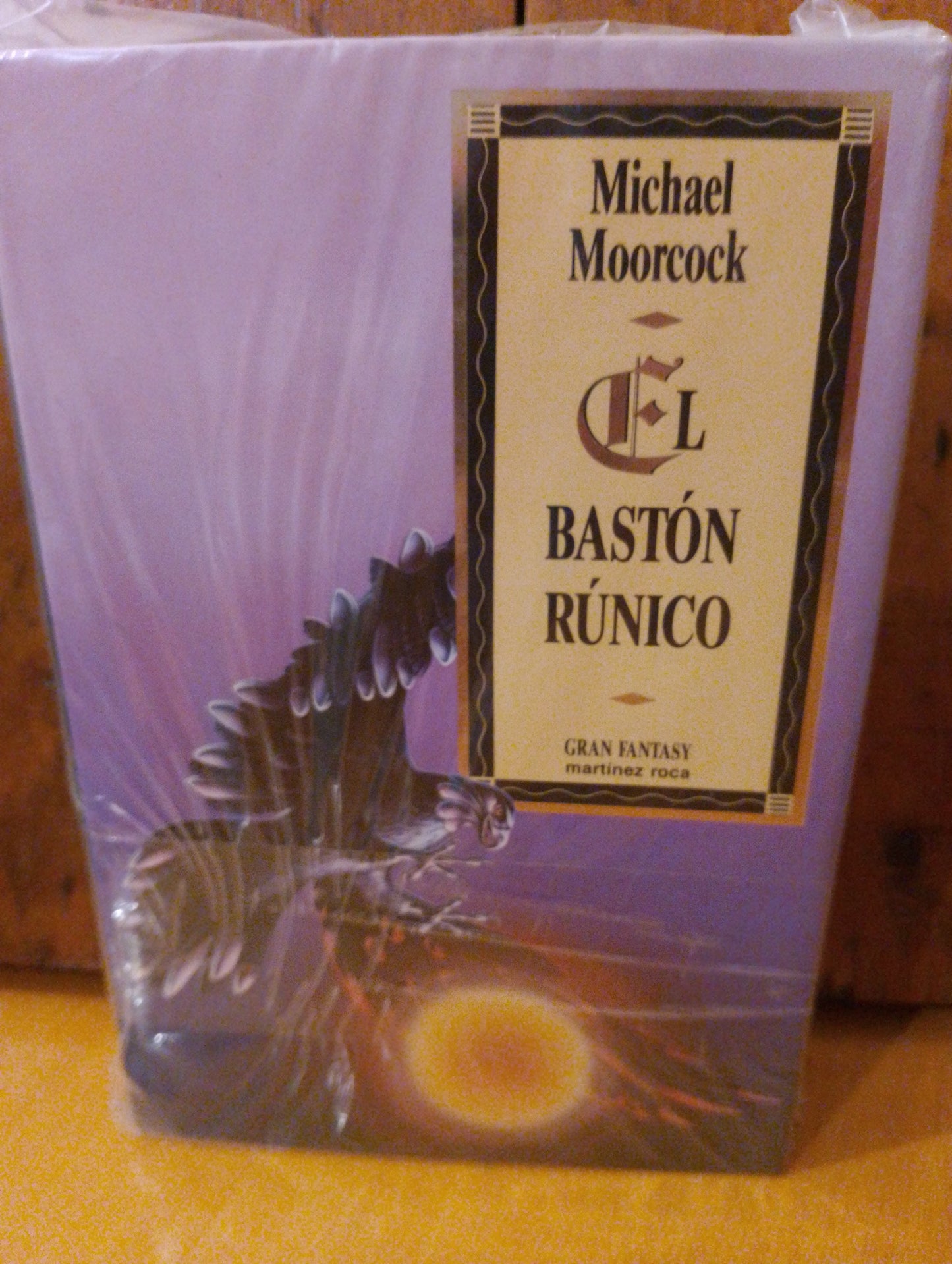 El bastón rúnico. Michael Moorcock