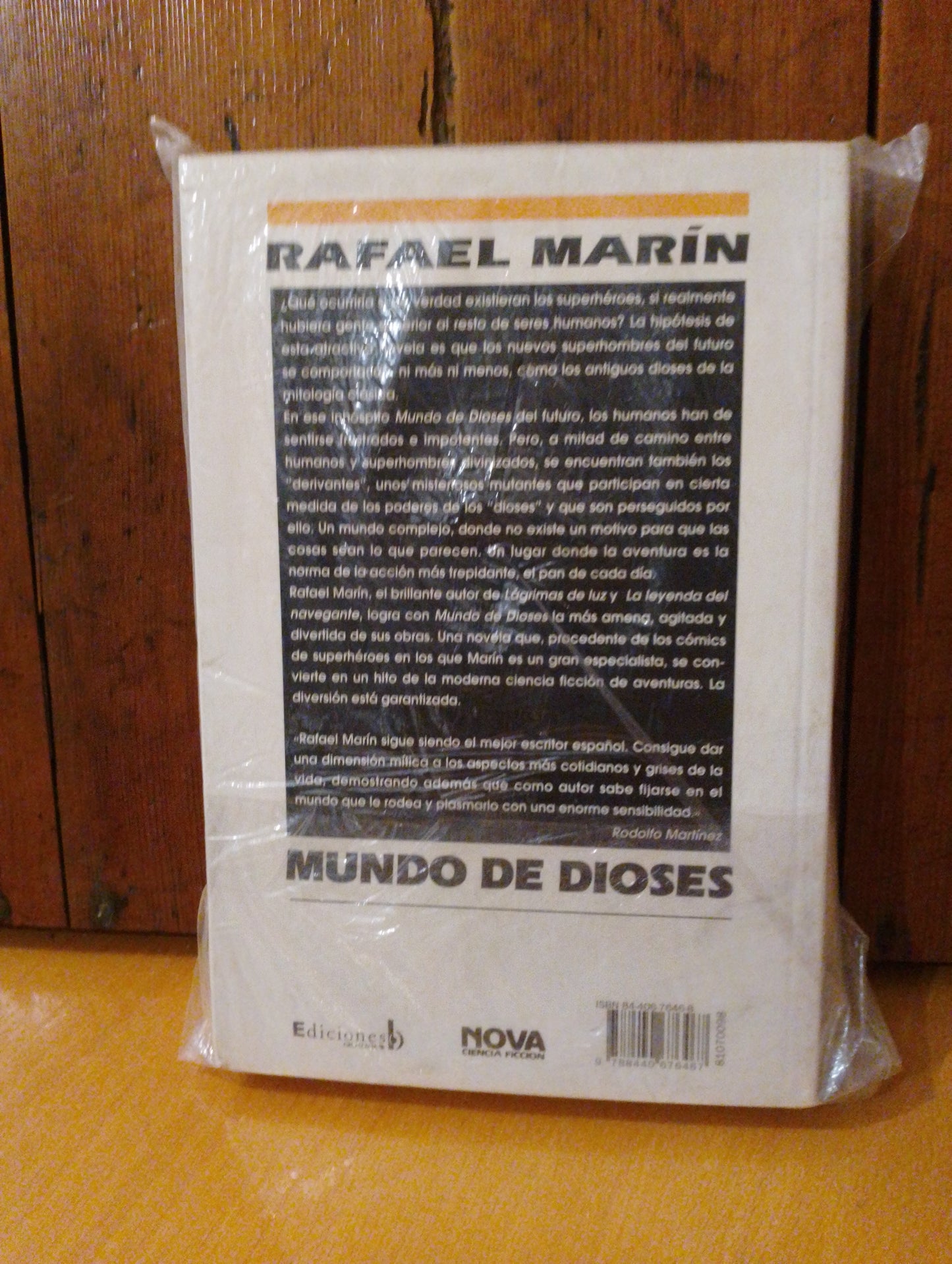 Mundo de dioses. Rafael Marín