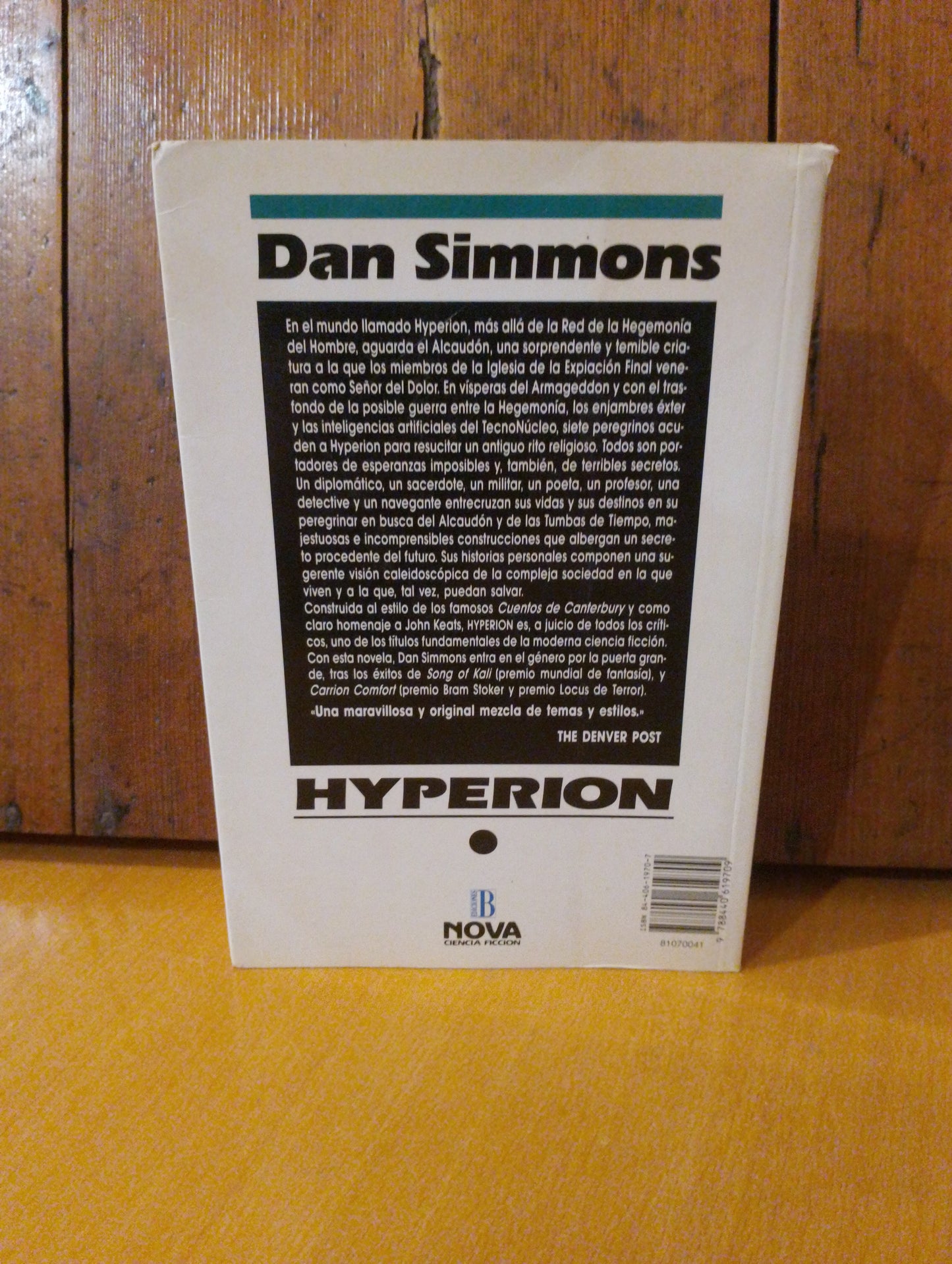 Hyperion. Dan Simmons