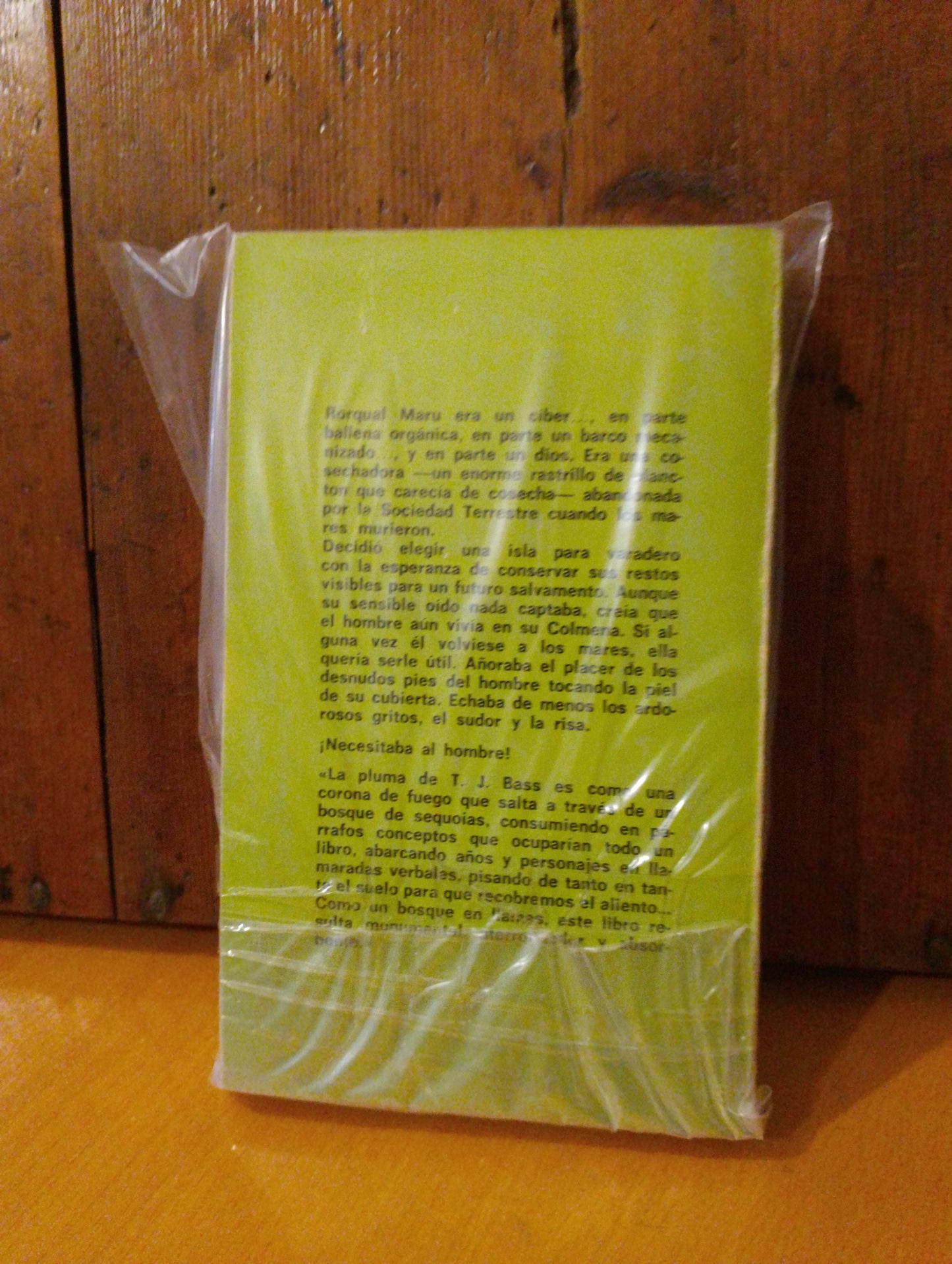 La ballena dios. T. J. Bass