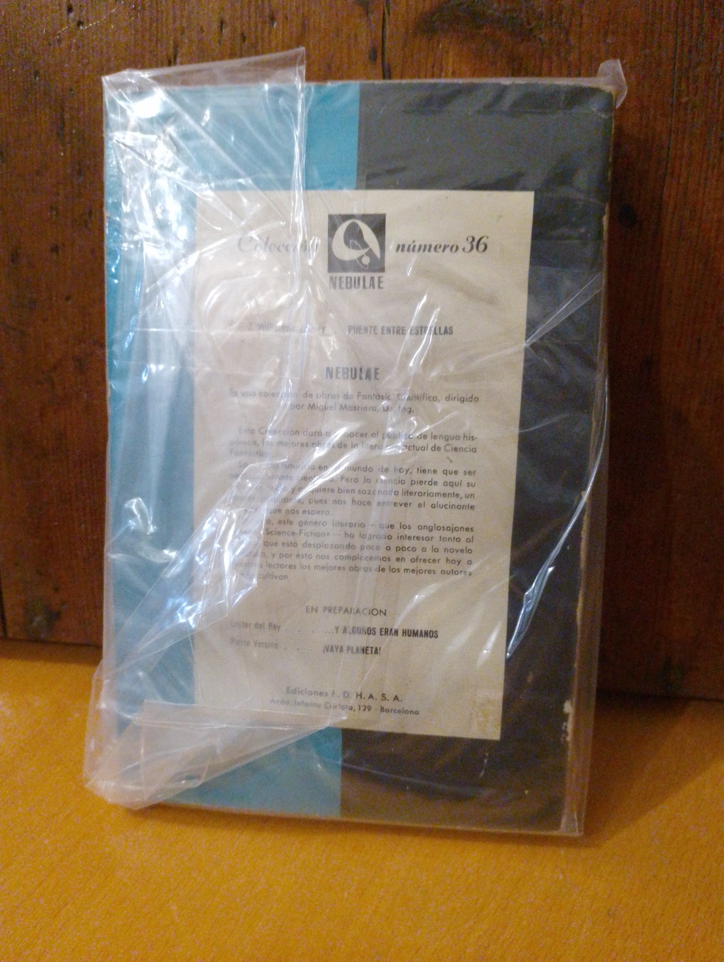 Puente entre estrellas. J. Williamson