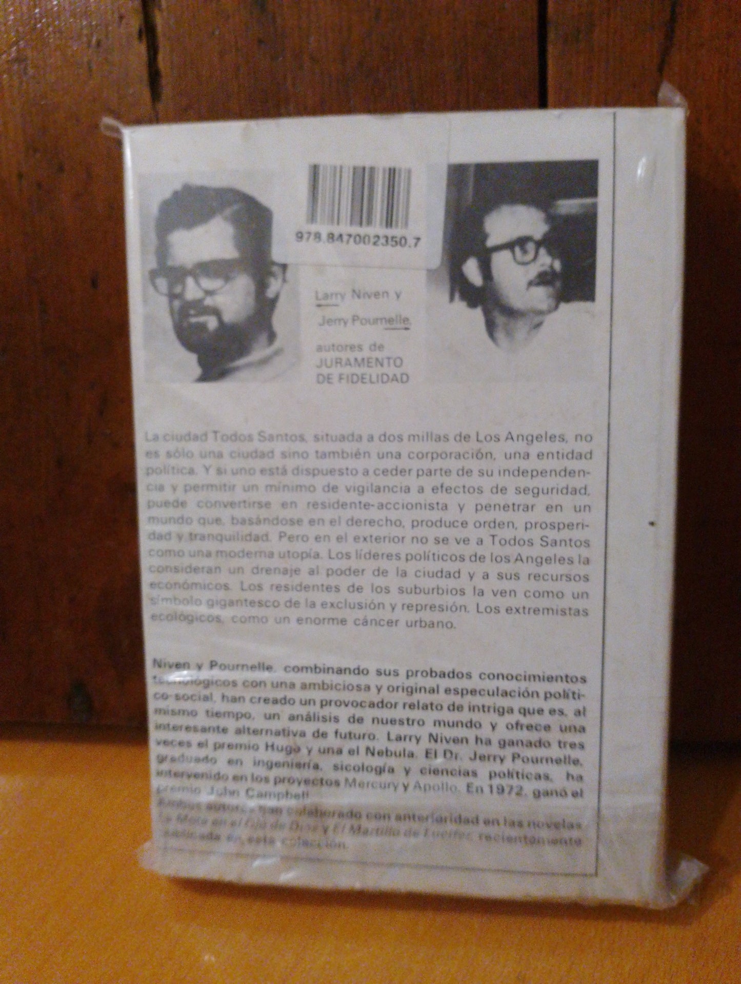 Juramento de fidelidad. Larry Niven. Jerry Pournelle