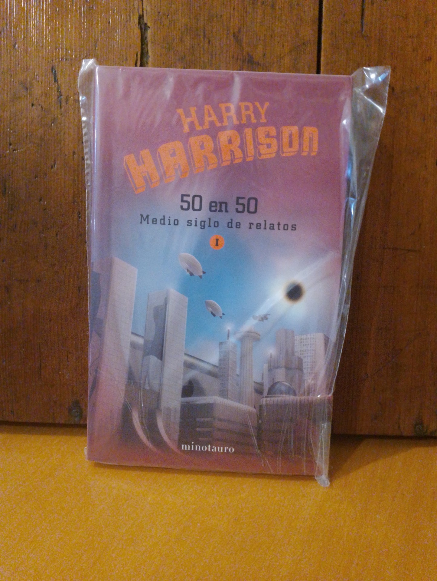 50 en 50, medio siglo de relatos. Harry Harrison