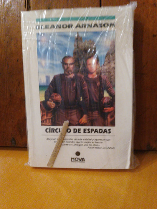 Circulo de espadas. Eleanor arnason