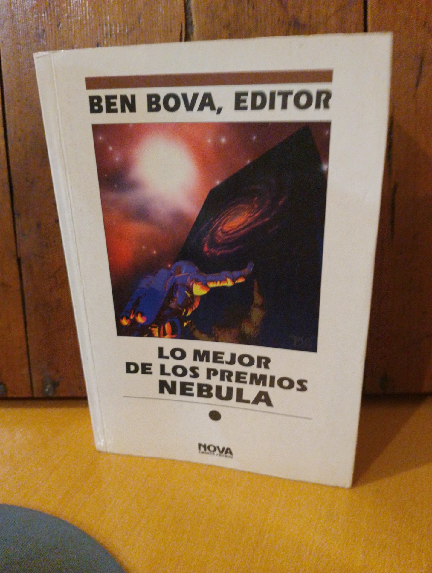 Lo mejor de premios nebulae. Ben Nova, editor