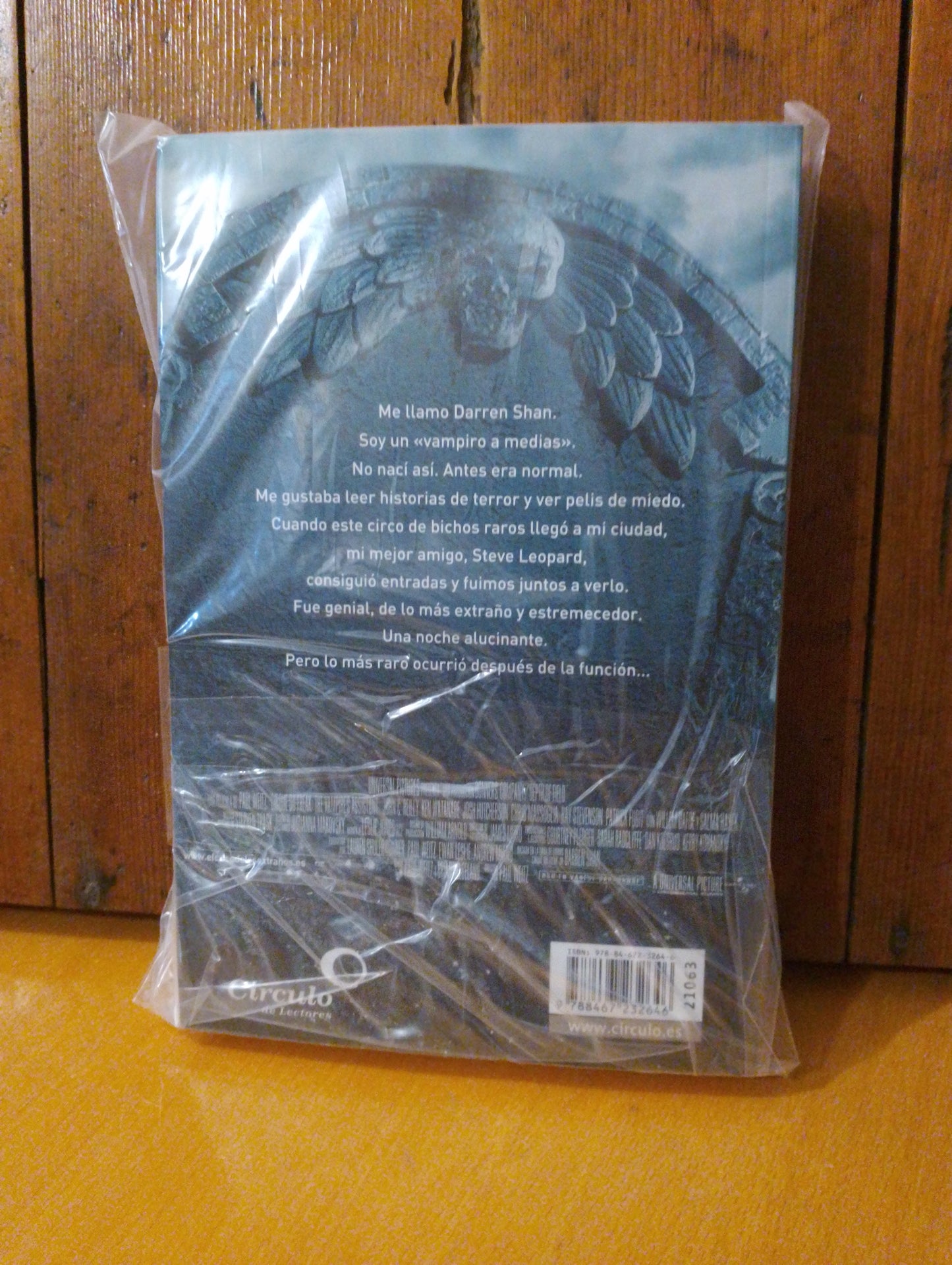 El circo de los extraños