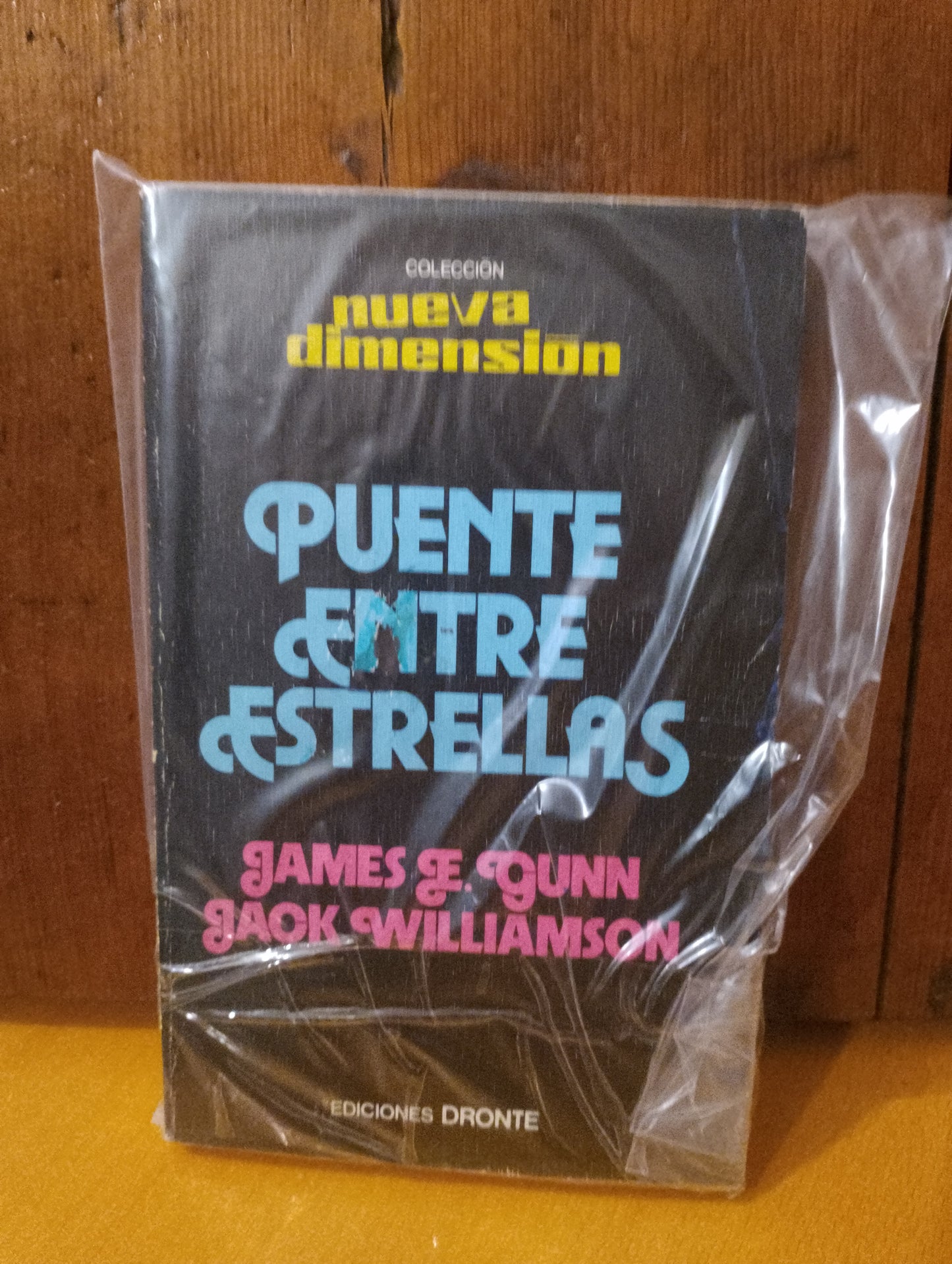 Puente entre estrellas. James E. Gunn. Jack Williamson