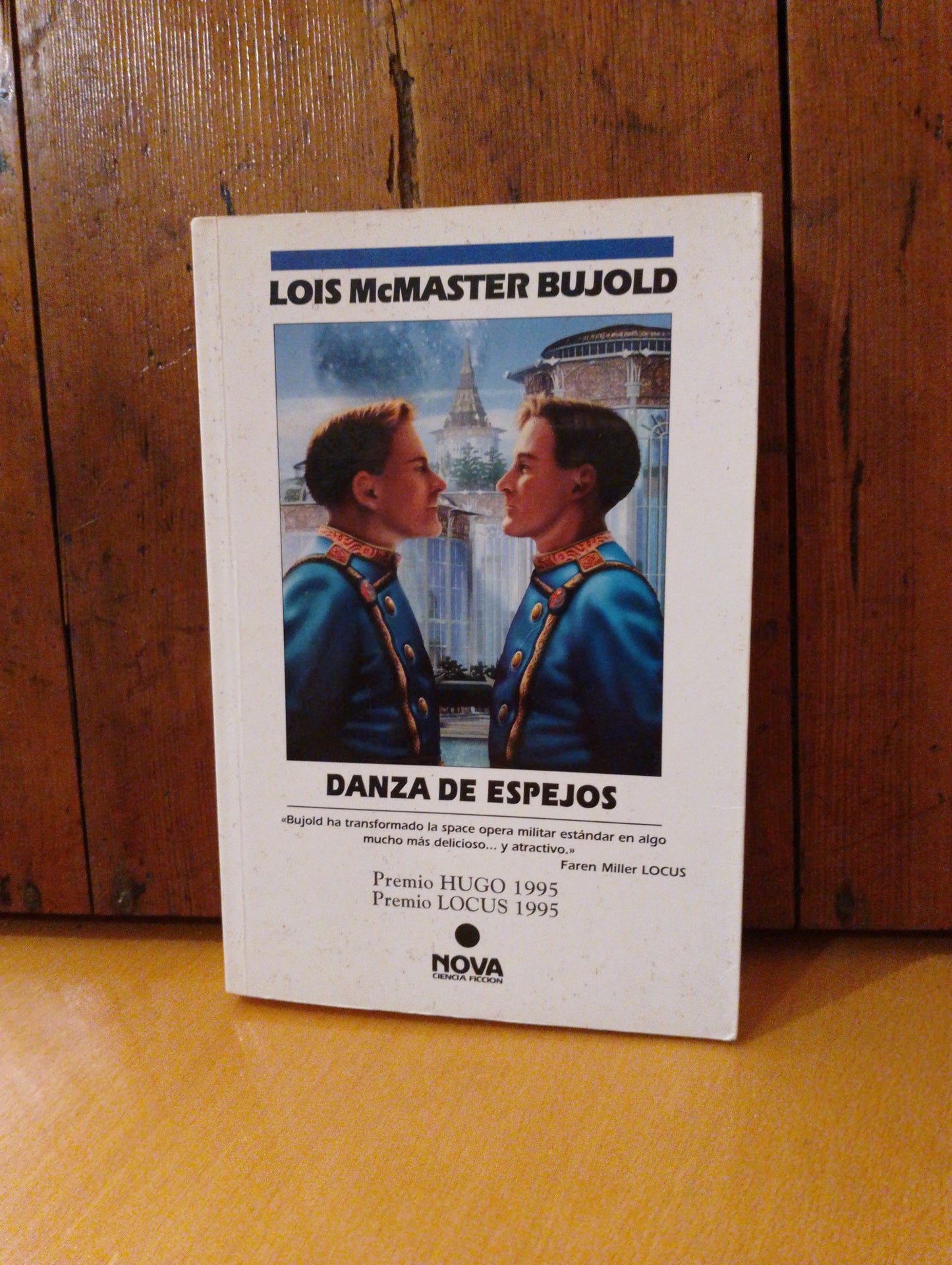 Danza de espejos. Lois McMaster Bujold