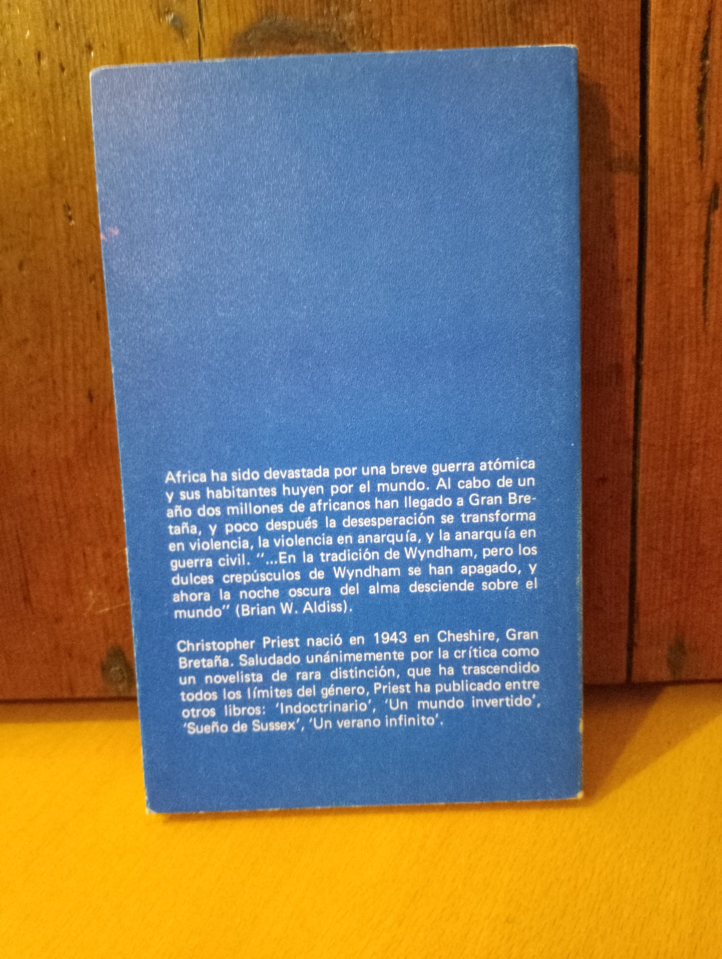 Fuga para una isla. Cristopher Priest