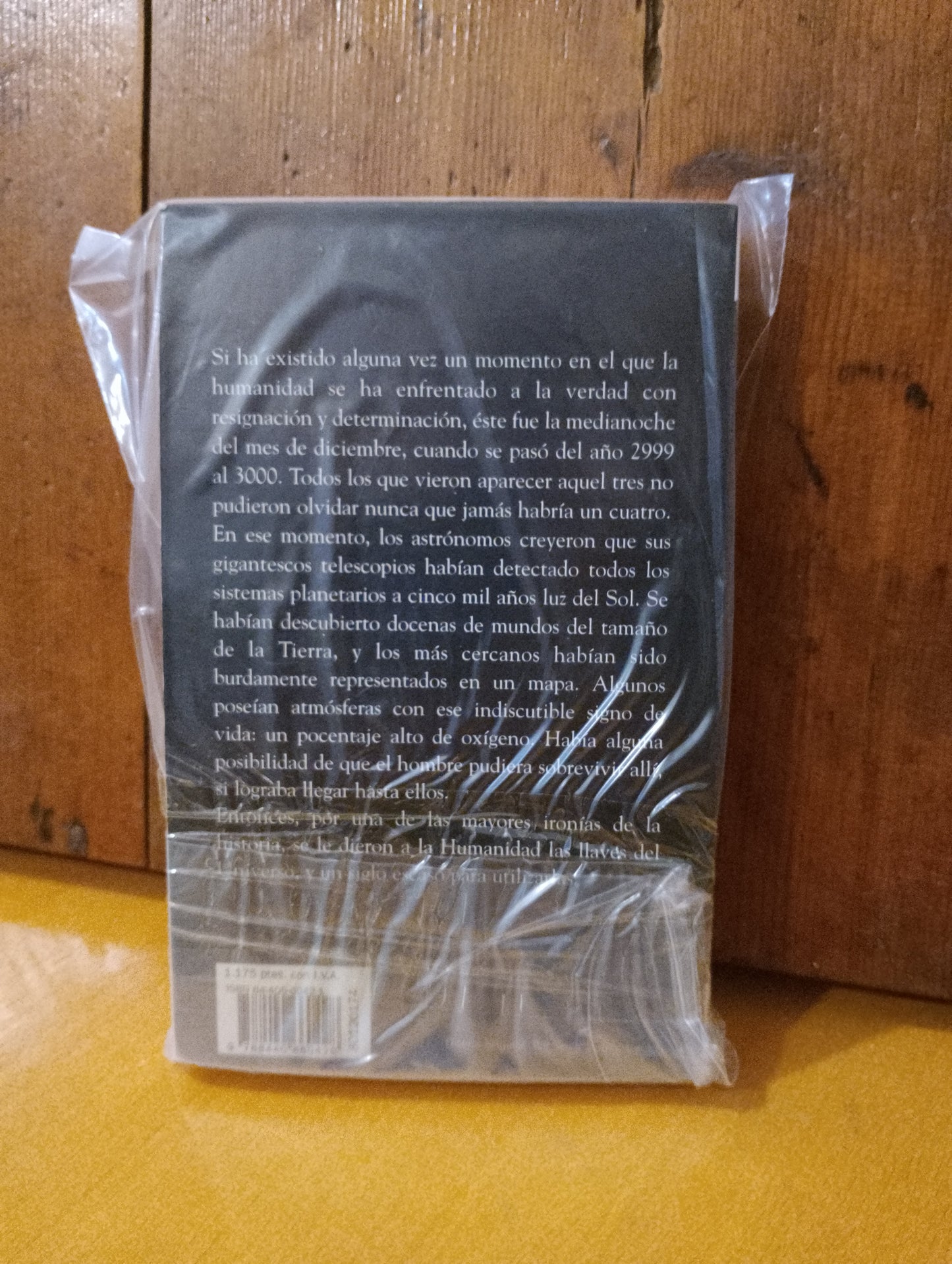 Cánticos de la lejana Tierra. Arthur C. Clarke