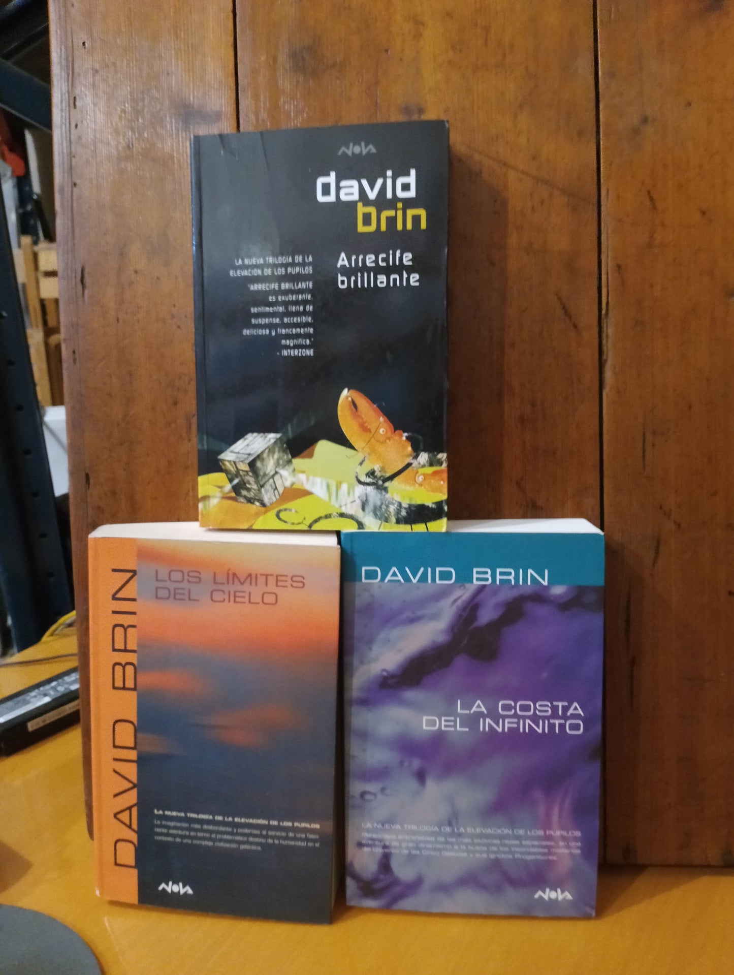 Segunda trilogía elevación de los pupilos. David Brin
