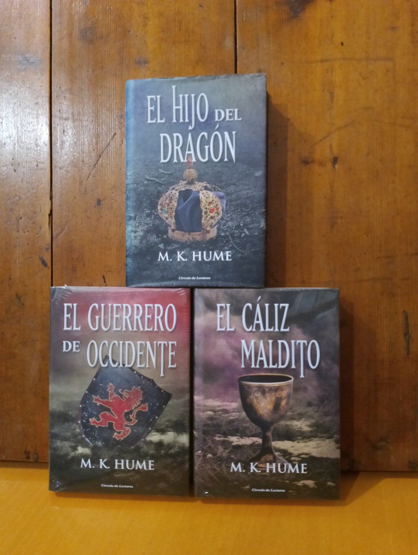 Trilogía de Arturo. M. K. Hume