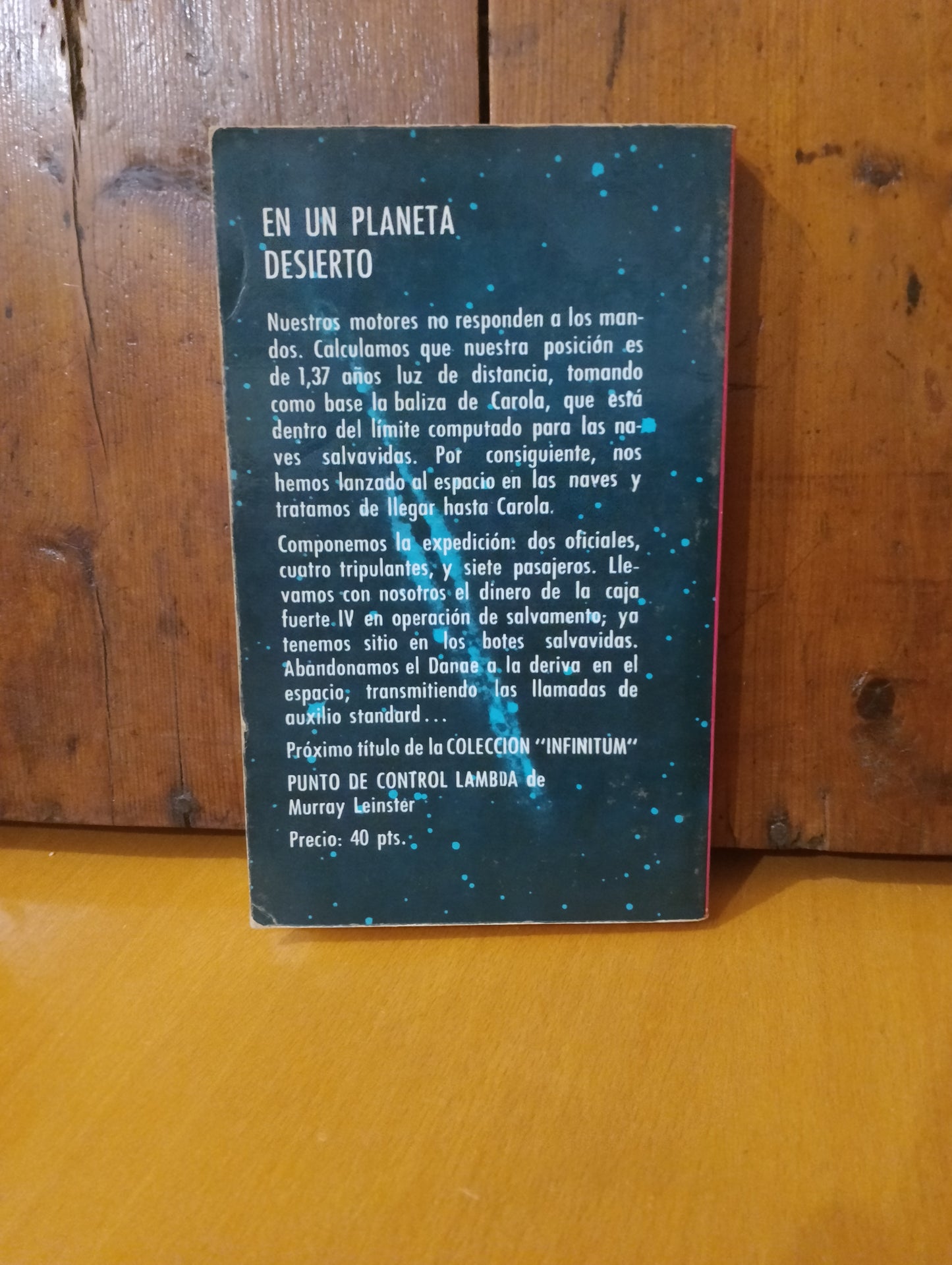 En un planeta desierto. Murray Leinster