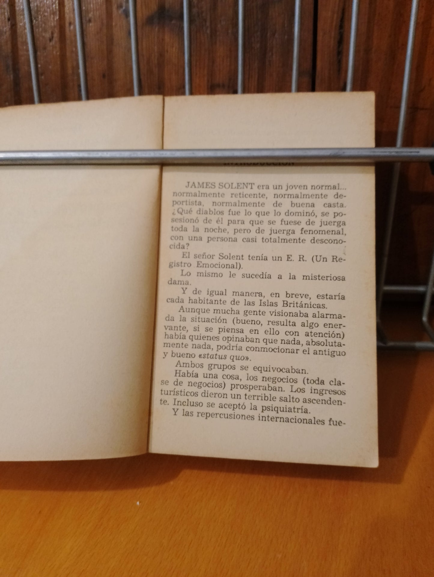 Ansia primaria. Brian Aldiss