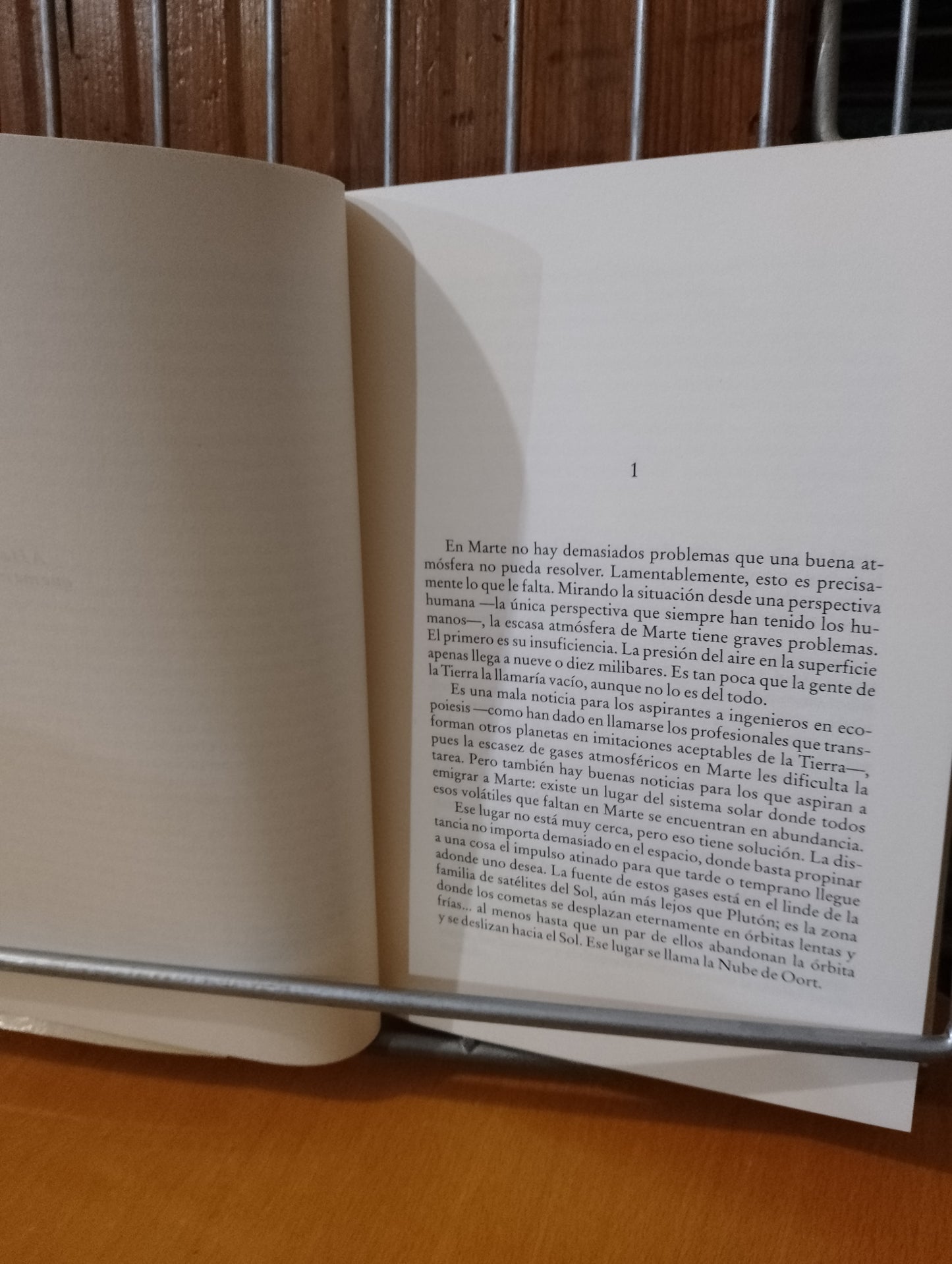 Mineros del Oort. Frederik Pohl