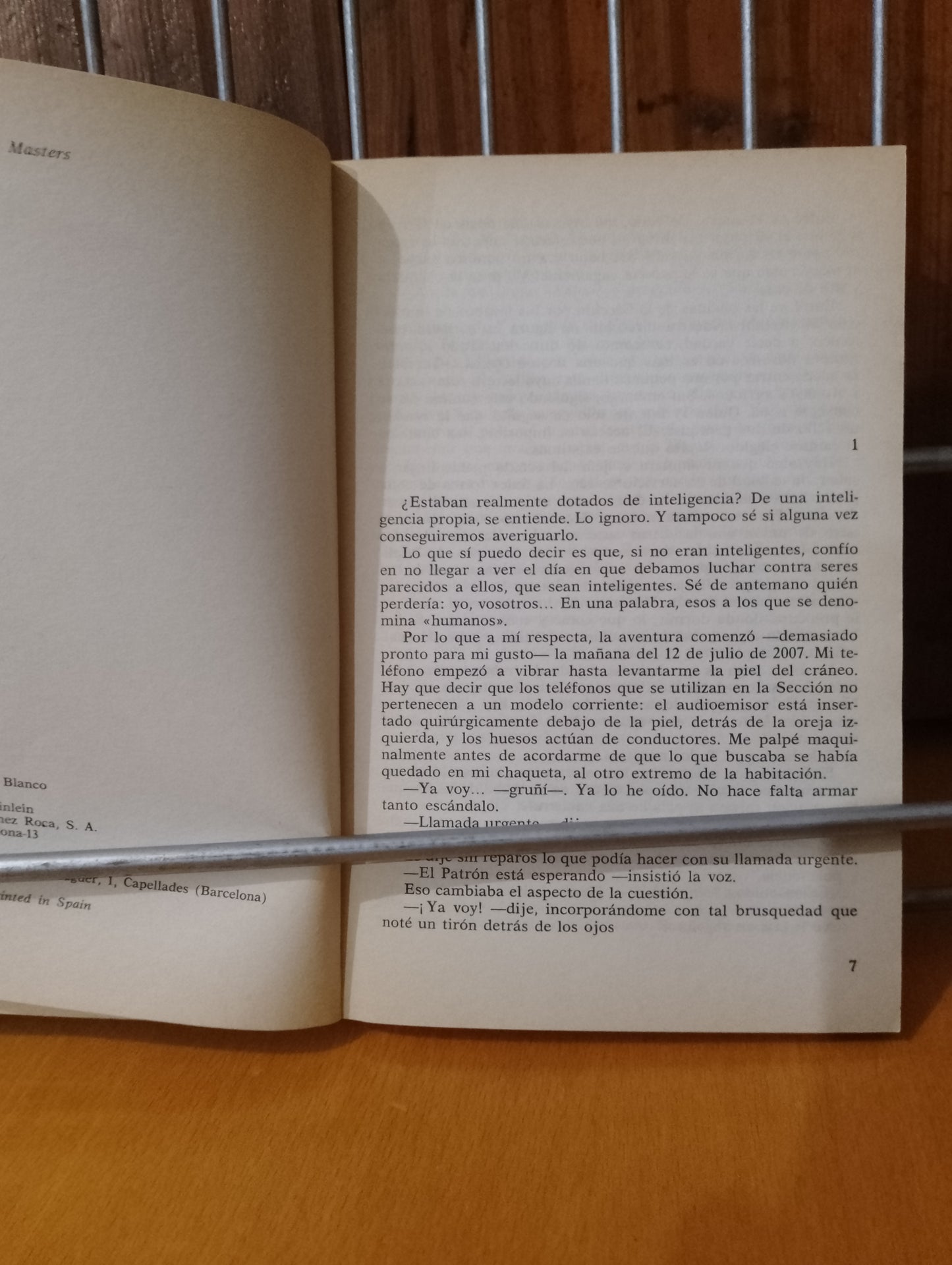 Amos de títeres. Robert A. Heinlein