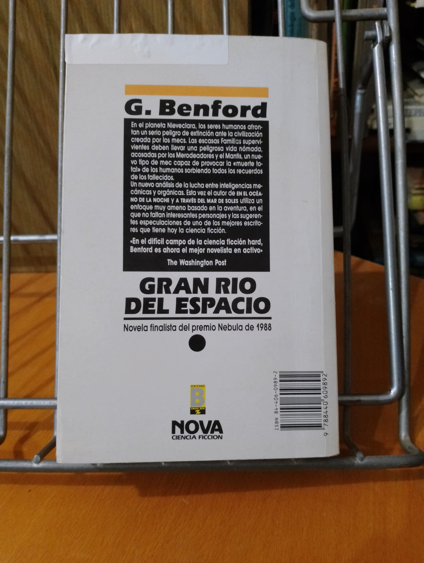 Gran río del espacio. Gregory Benford