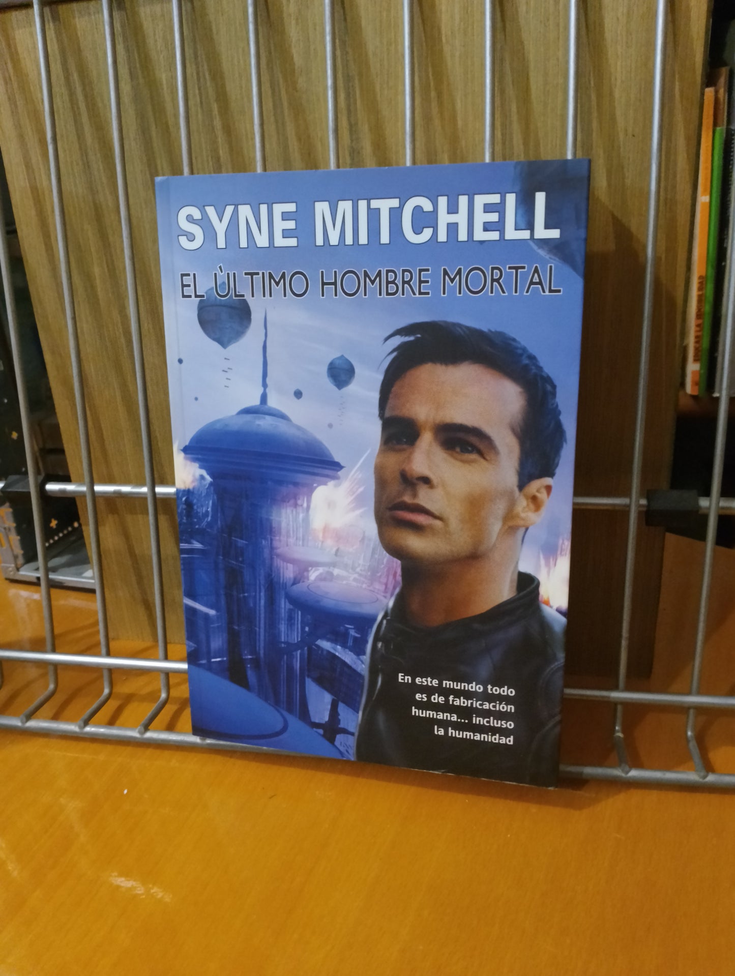 El último hombre mortal. Syne Mitchell