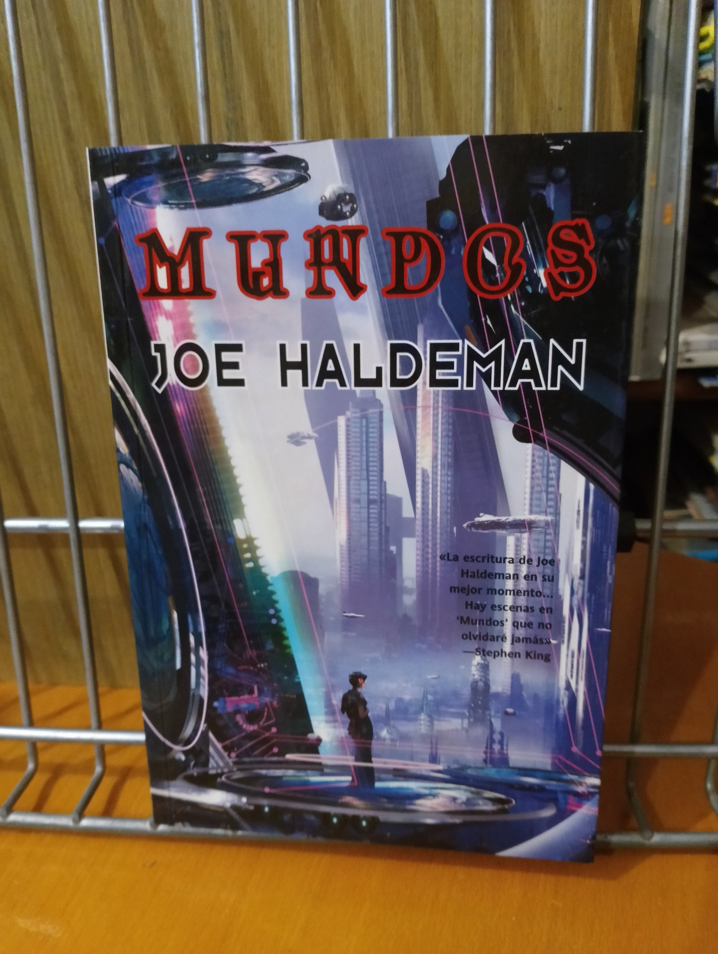 Mundos. Joe Haldeman
