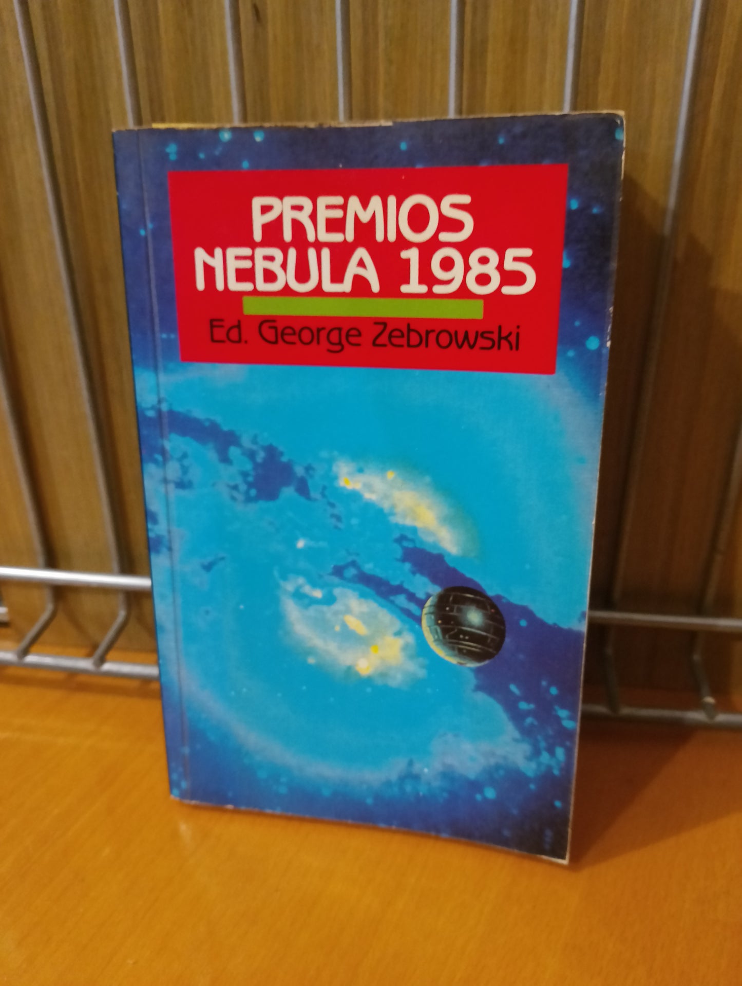 Premios nebula 1985. George Zebrowski
