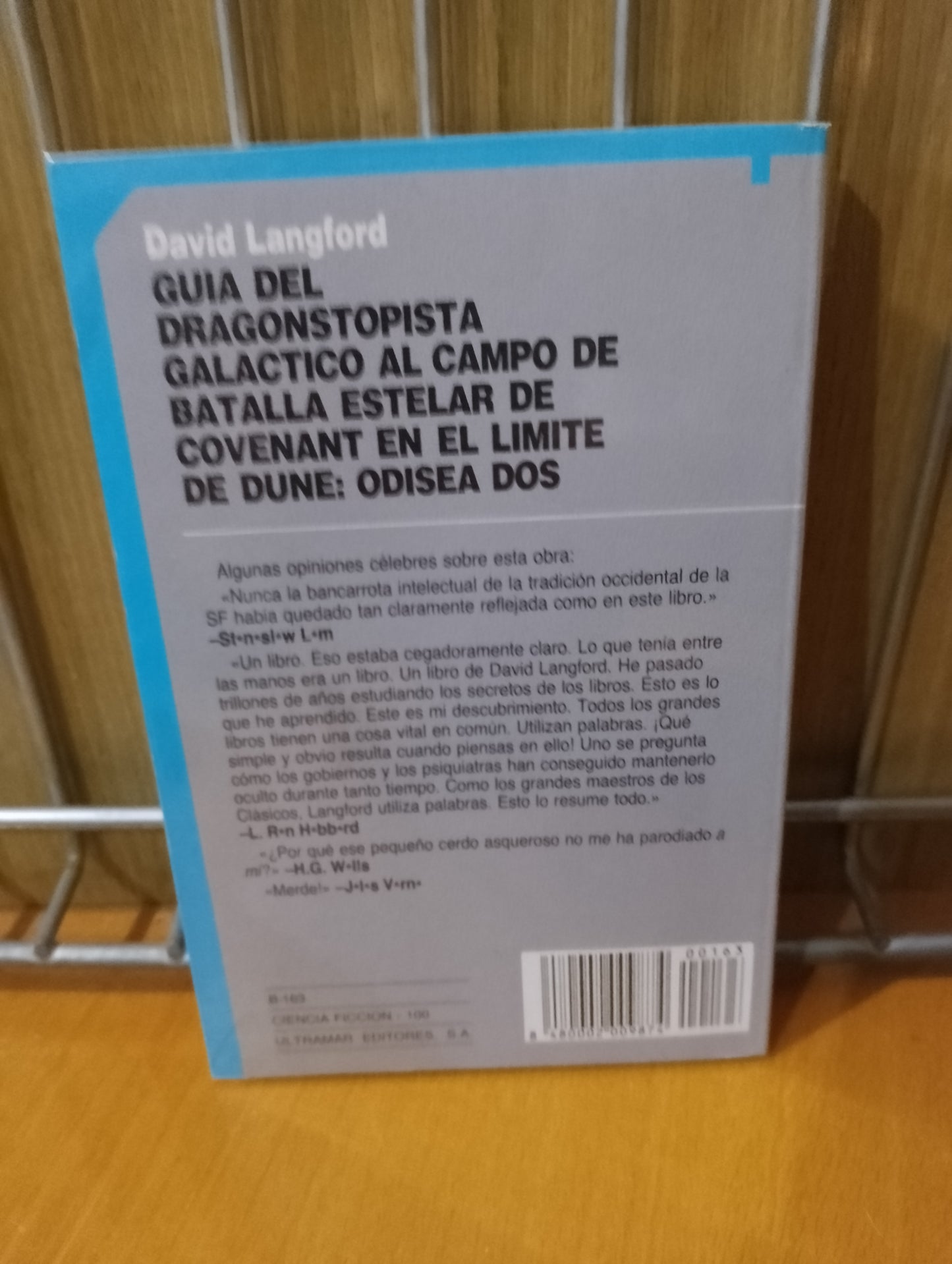 Guia del dragonestopista galáctico al campo de. David Langford