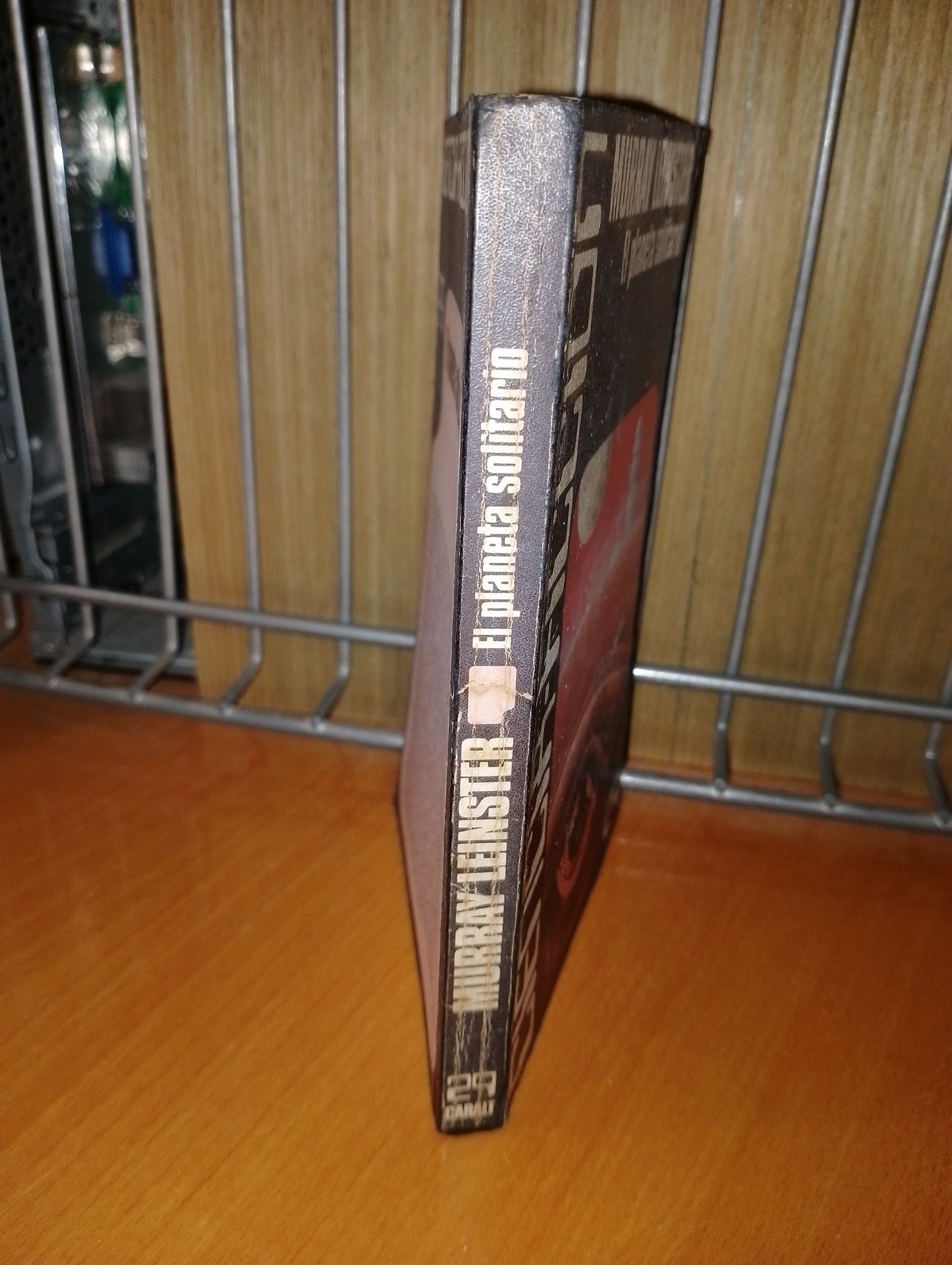 El planeta solitario. Murray Leinster