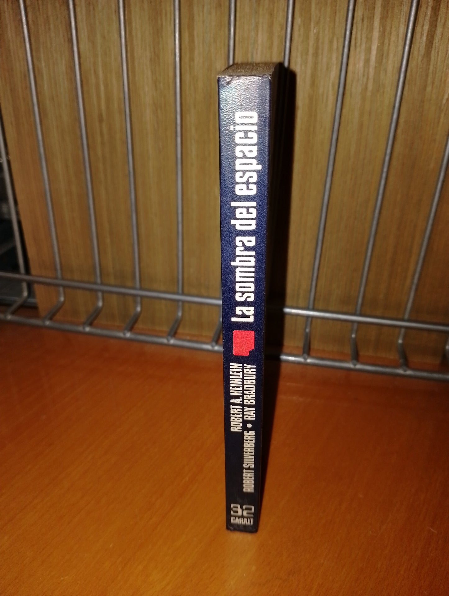 La sombra del espacio. Robert A Heinlein