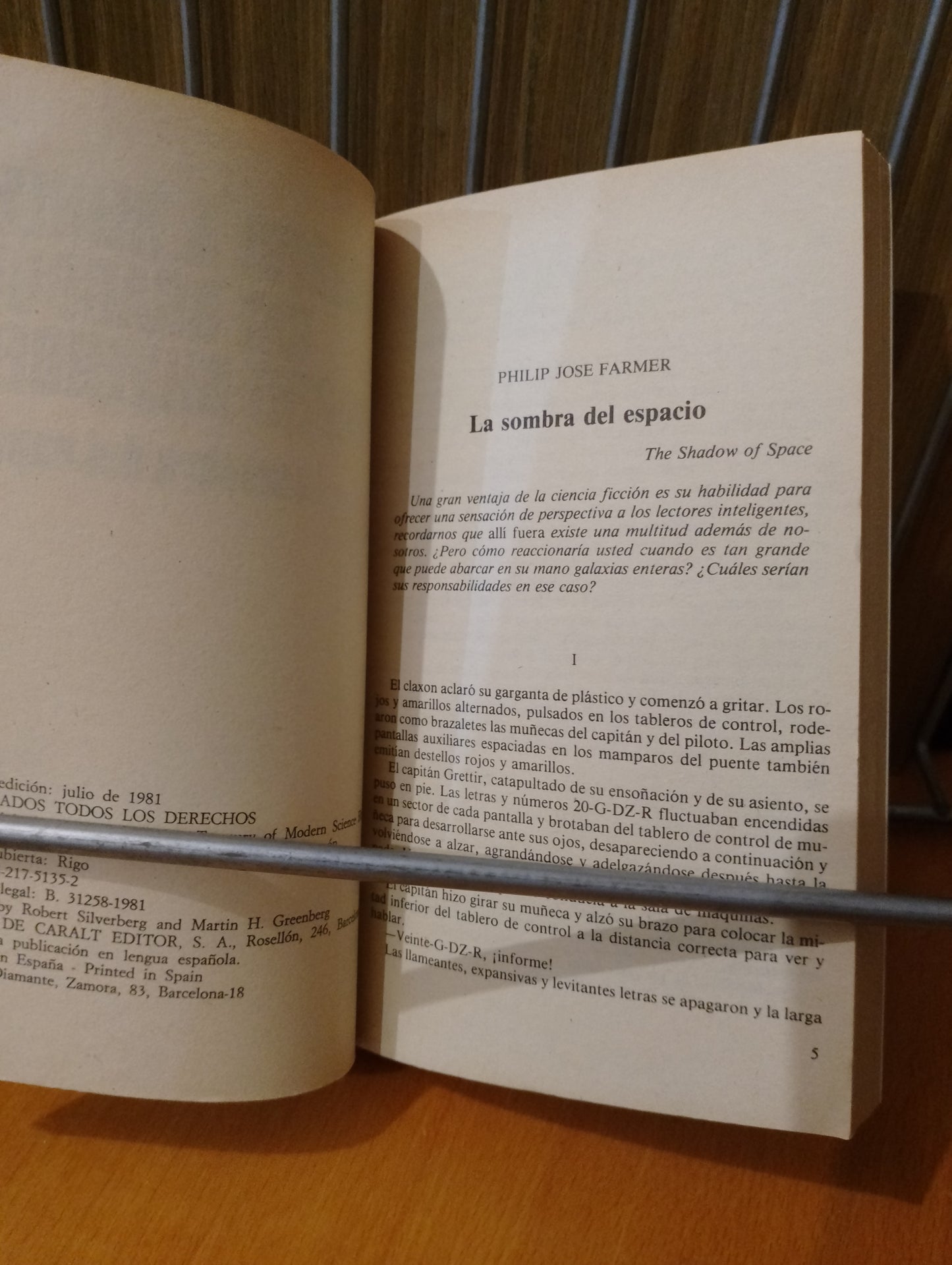 La sombra del espacio. Robert A Heinlein
