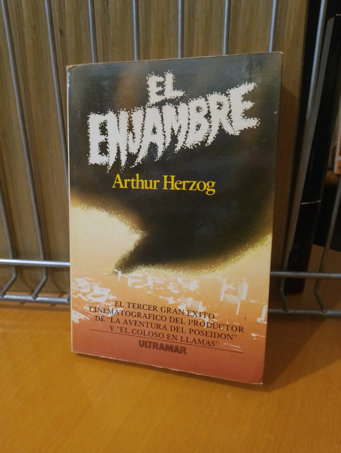 El enjambre. Arthur Herzog