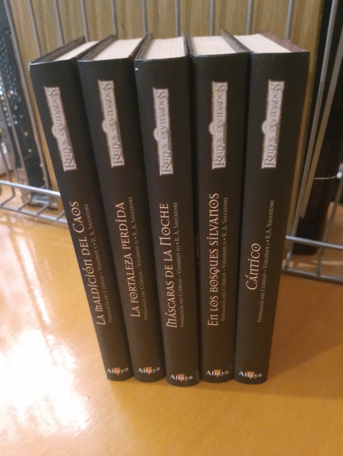 Pentalogía del clérigo. R.A. Salvatore.