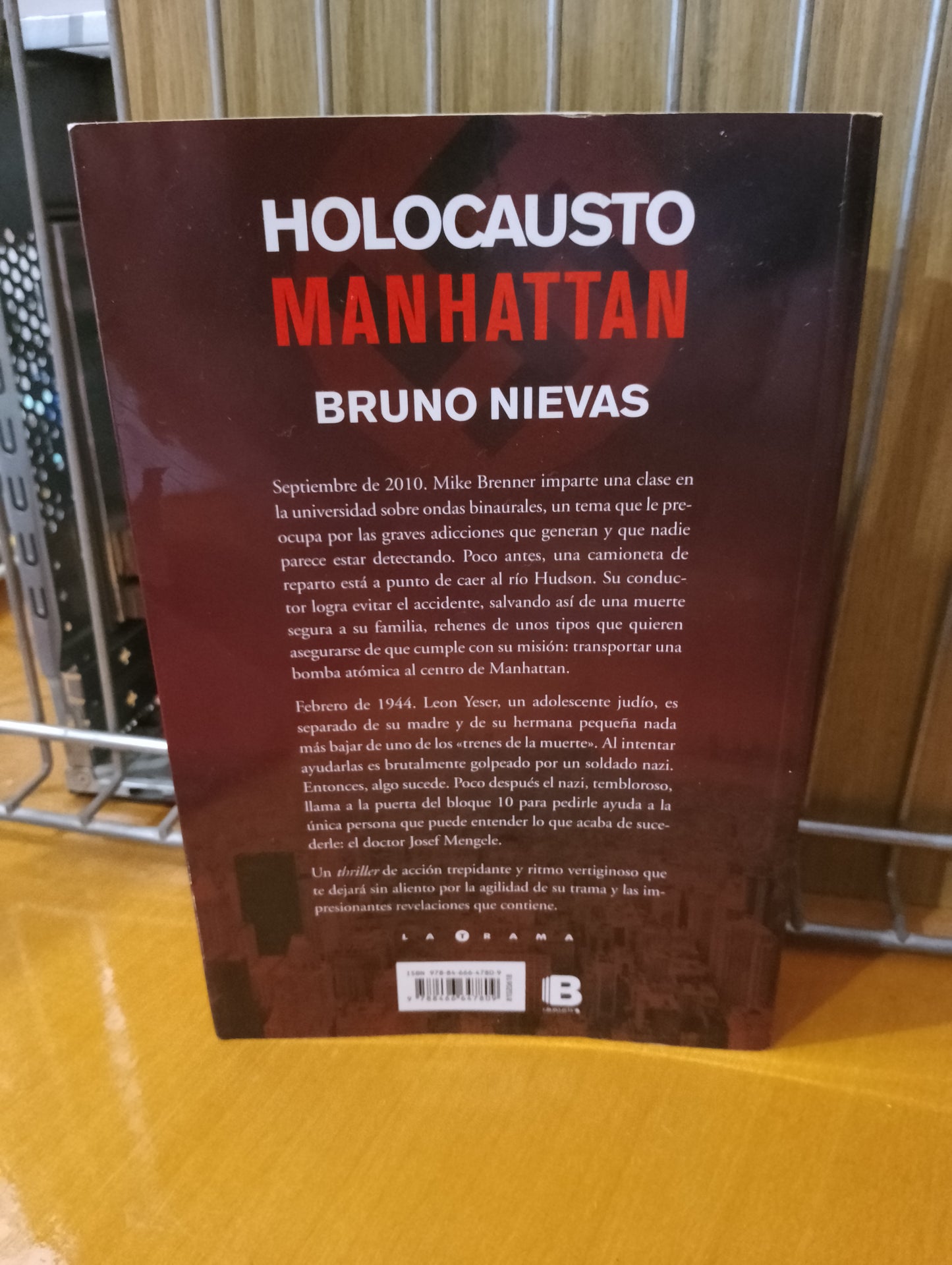 Holocausto Manhattan. Bruno Nievas