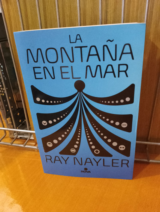 La montaña en el mar. Ray Nayler