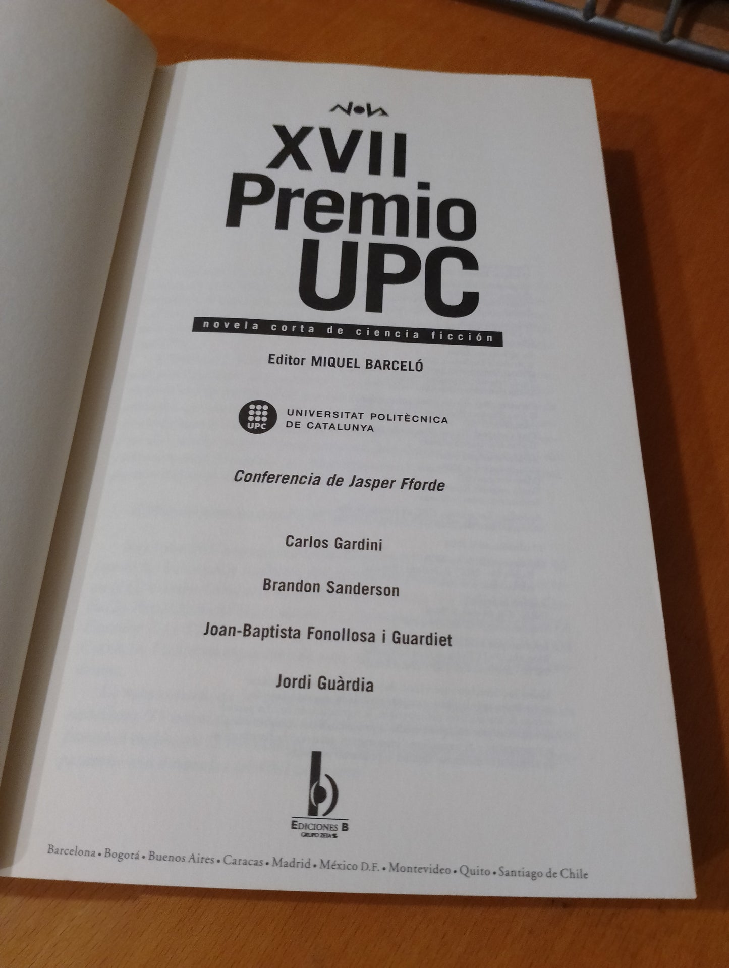 XVII premio UPC. Carlos Gardini. Brandon Sanderson