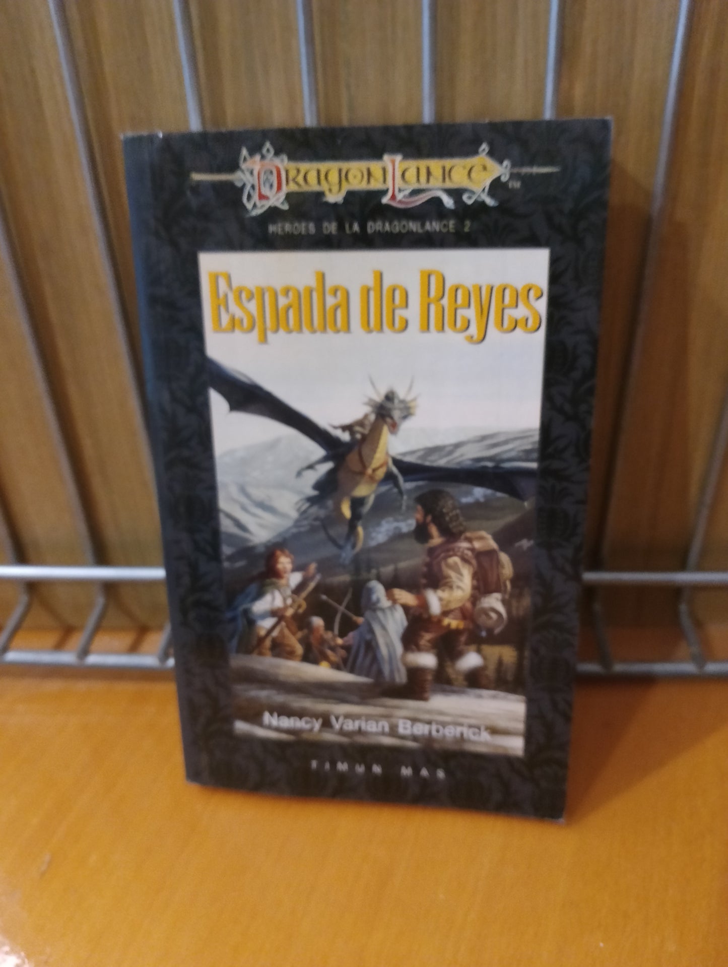 Espada de reyes. Nancy Varían Berberick