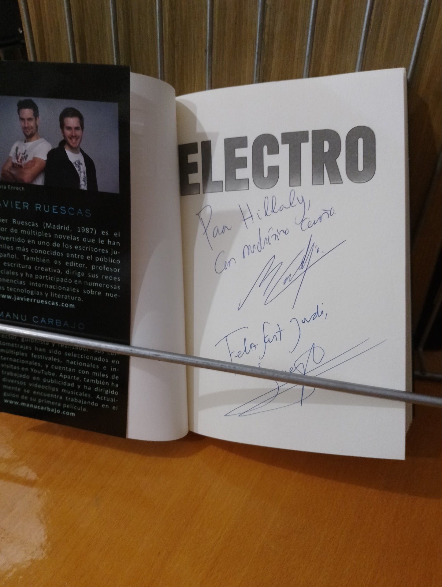 Electro. Javier Ruescas. Manu Carbajo