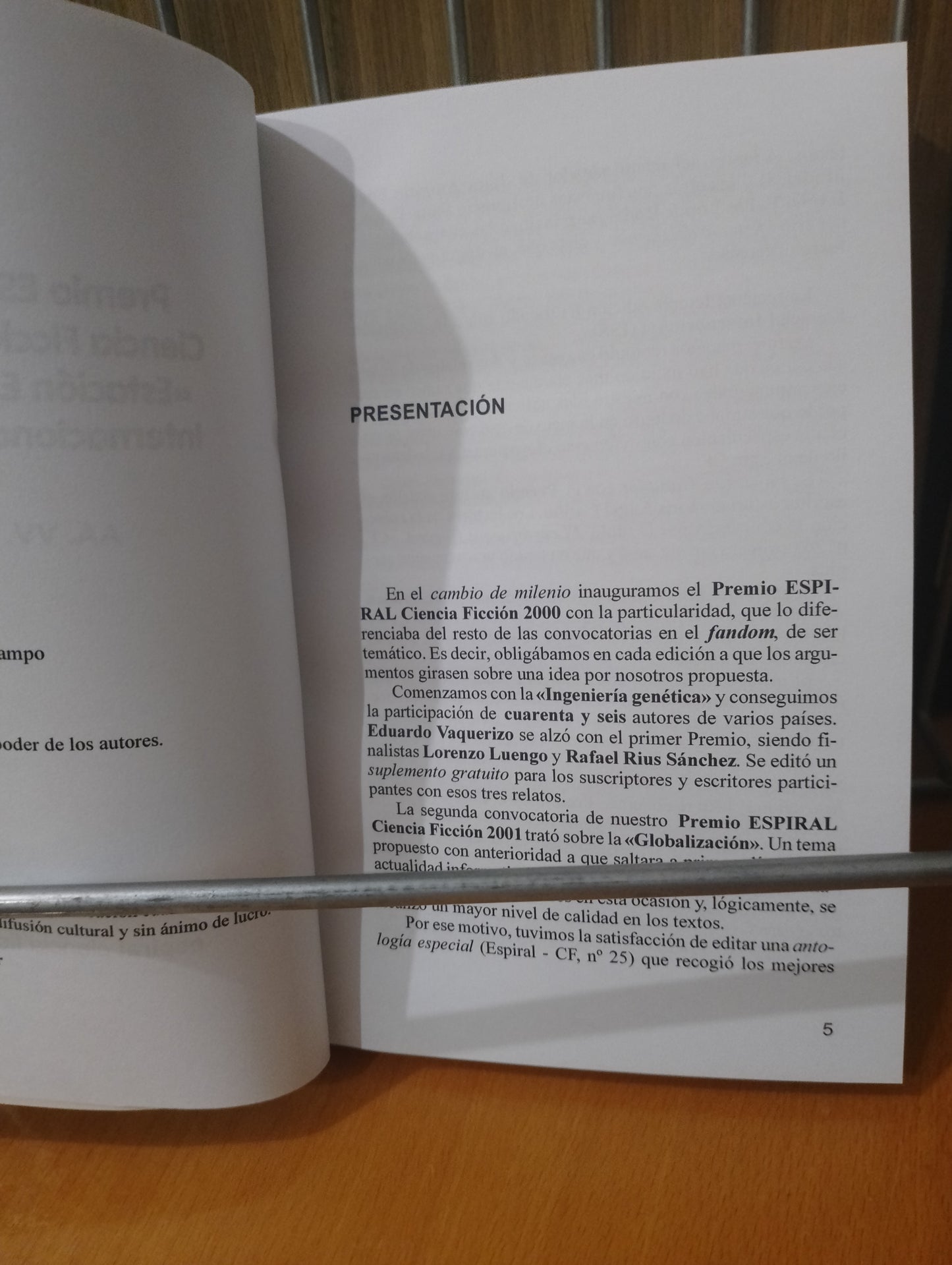 Estación espacial internacional. Varios autores