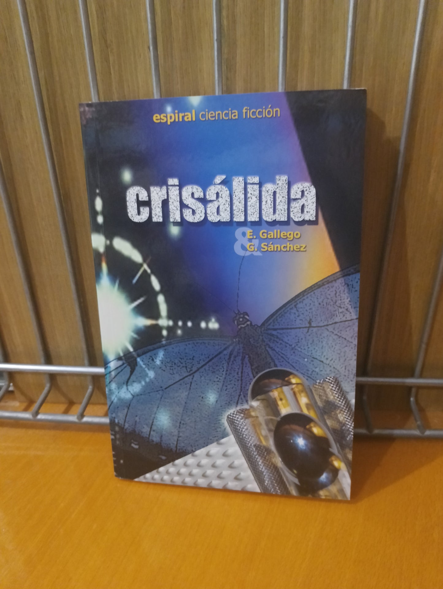Crisalida. E. Gallego. G. Sanchez