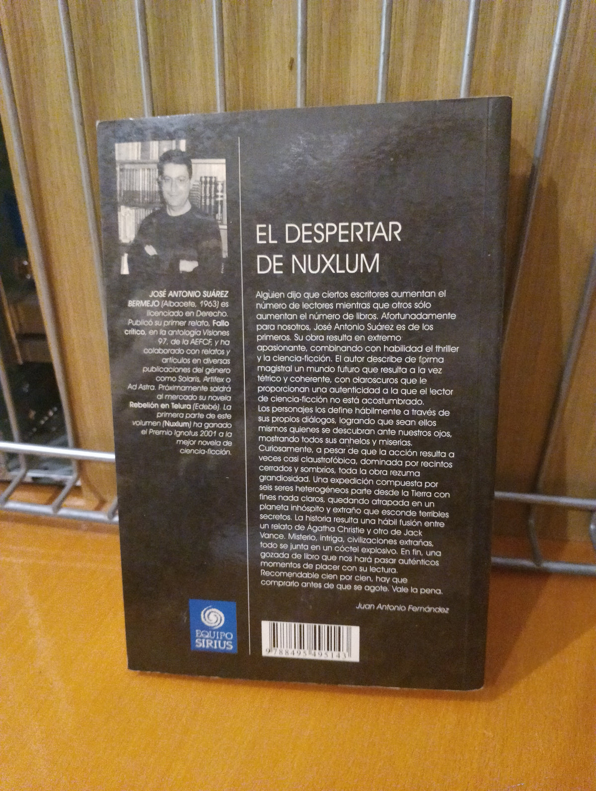 El despertar de Nuxlum. Jose Antonio Suárez