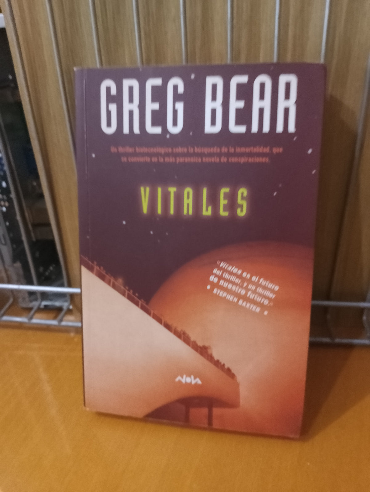 Vitales. Greg Bear