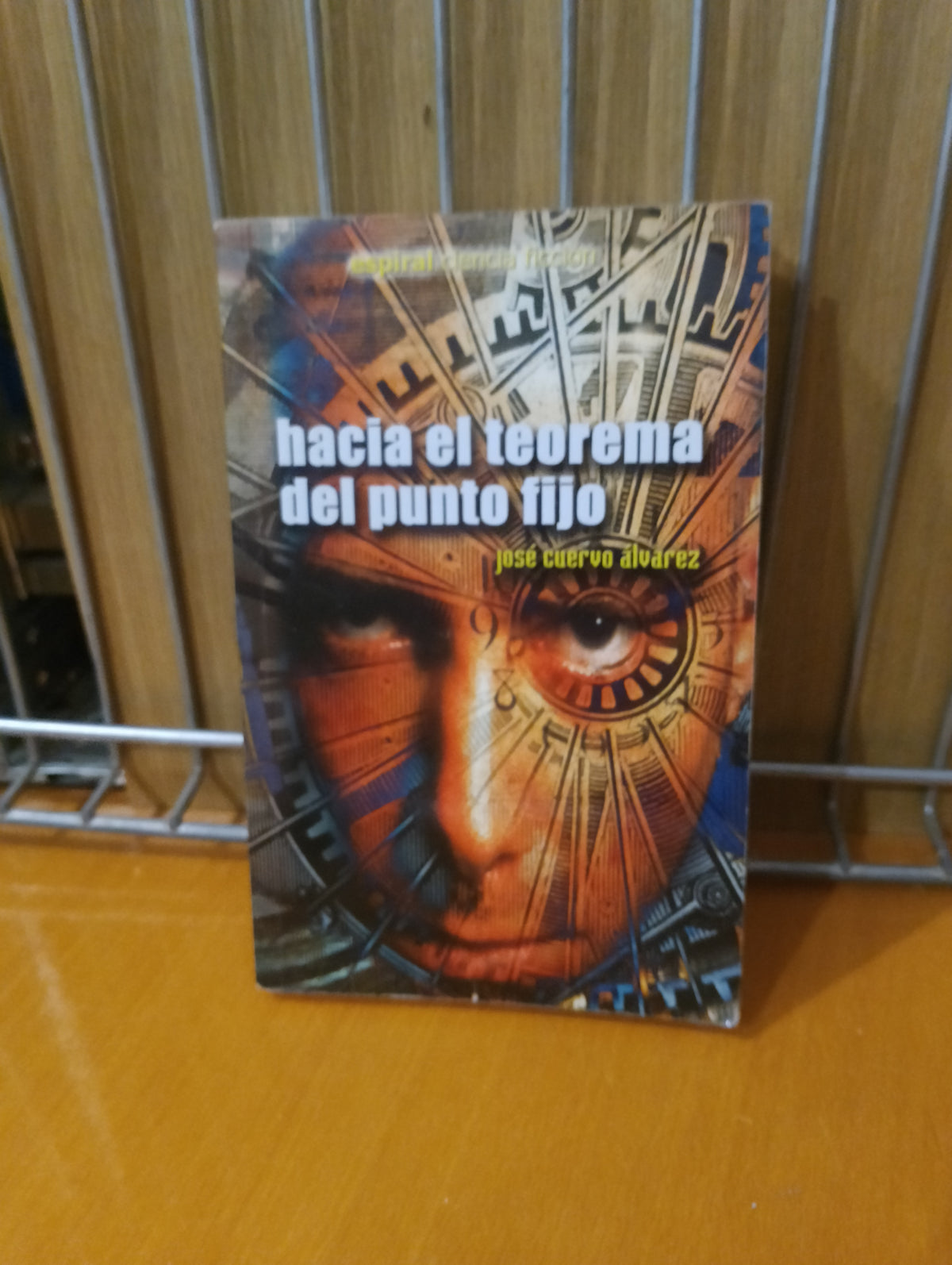 Hacia el teorema del punto fijo. José Cuervo Alvarez
