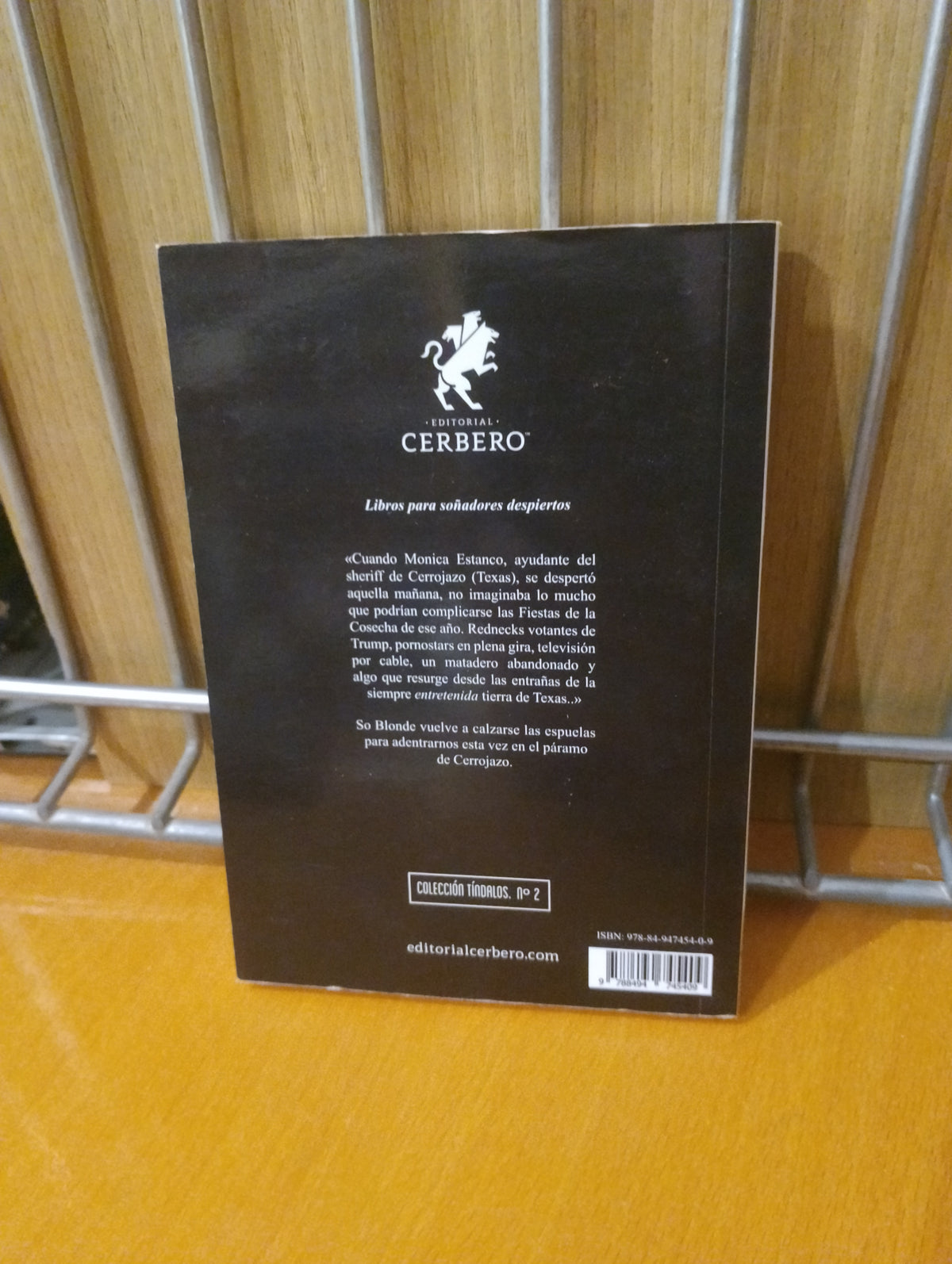 Última noche en el páramo. So Blonde
