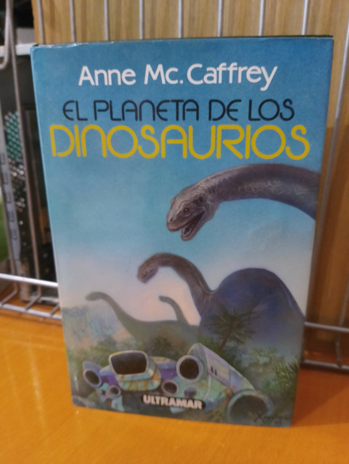 El planeta de los dinosaurios. Anne Mc. Caffrey