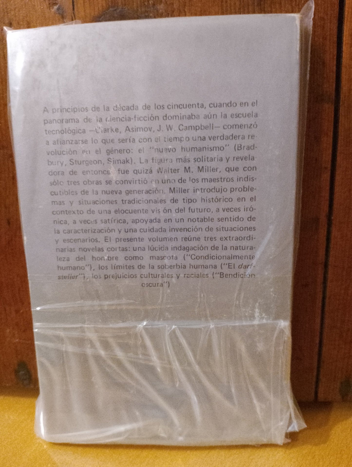 Condicionalmente humano. Walter M. Miller