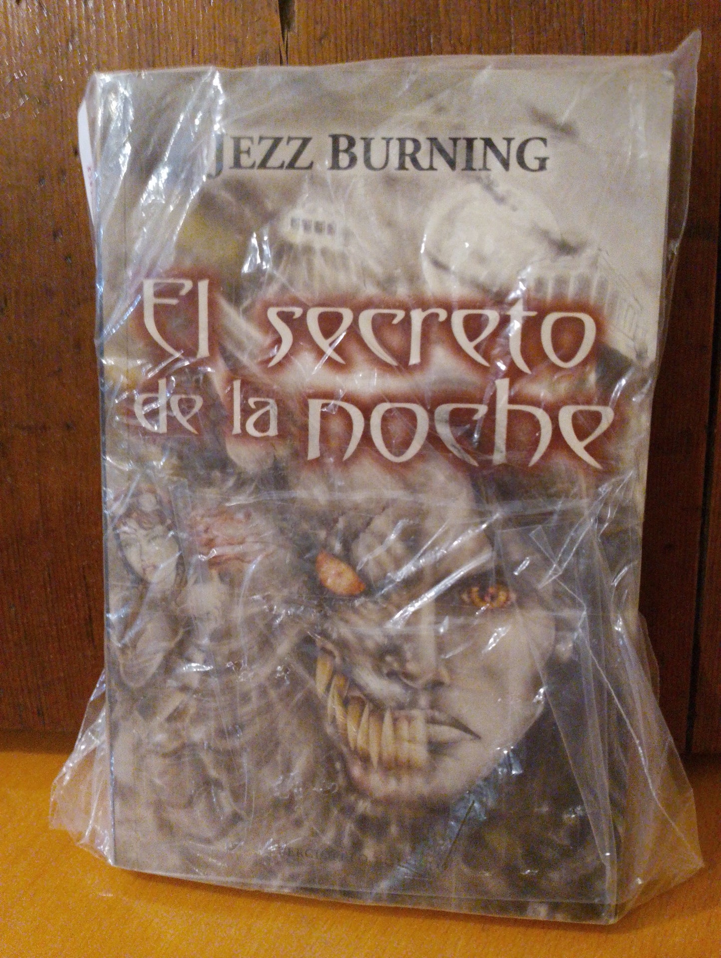El secreto de la noche. Jezz Burning